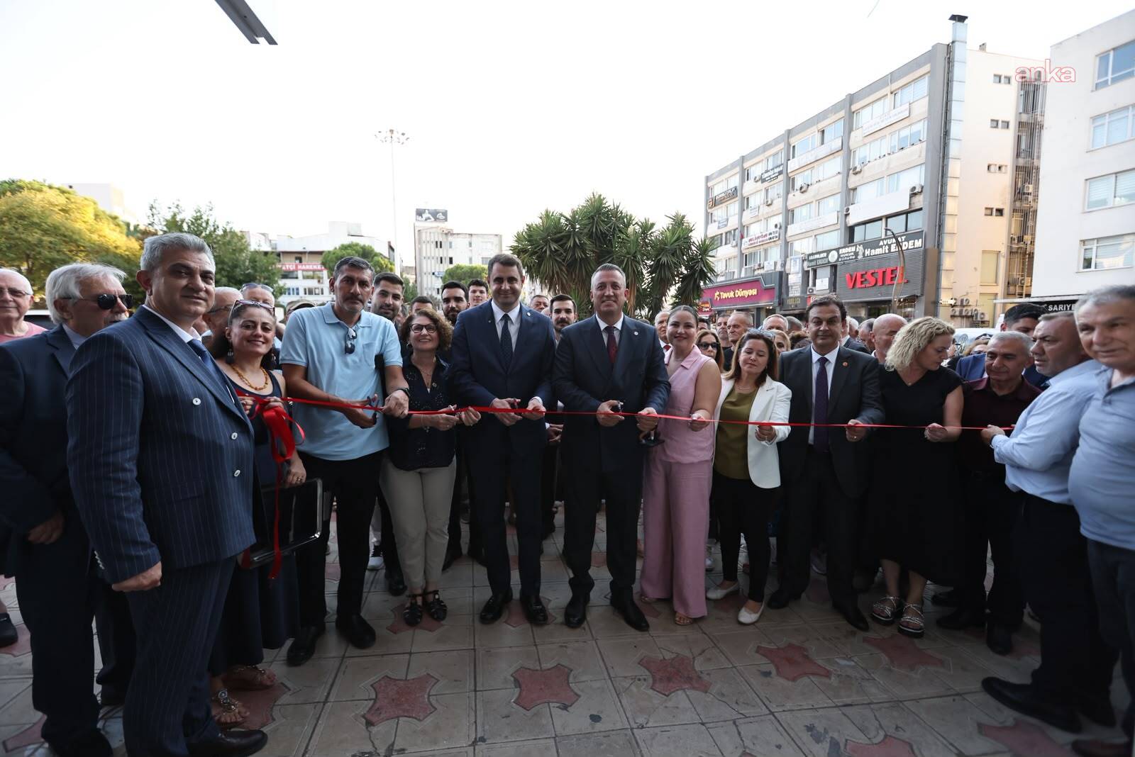 YENİ Parti’nin İzmir’deki ilk ilçe başkanlığı açılışı Aliağa’da yapıldı