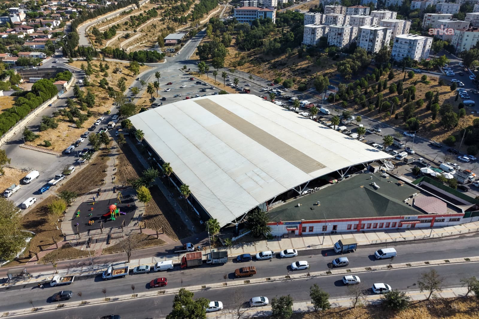 Buca Belediyesi'nin enerjisi "güneşten" gelecek