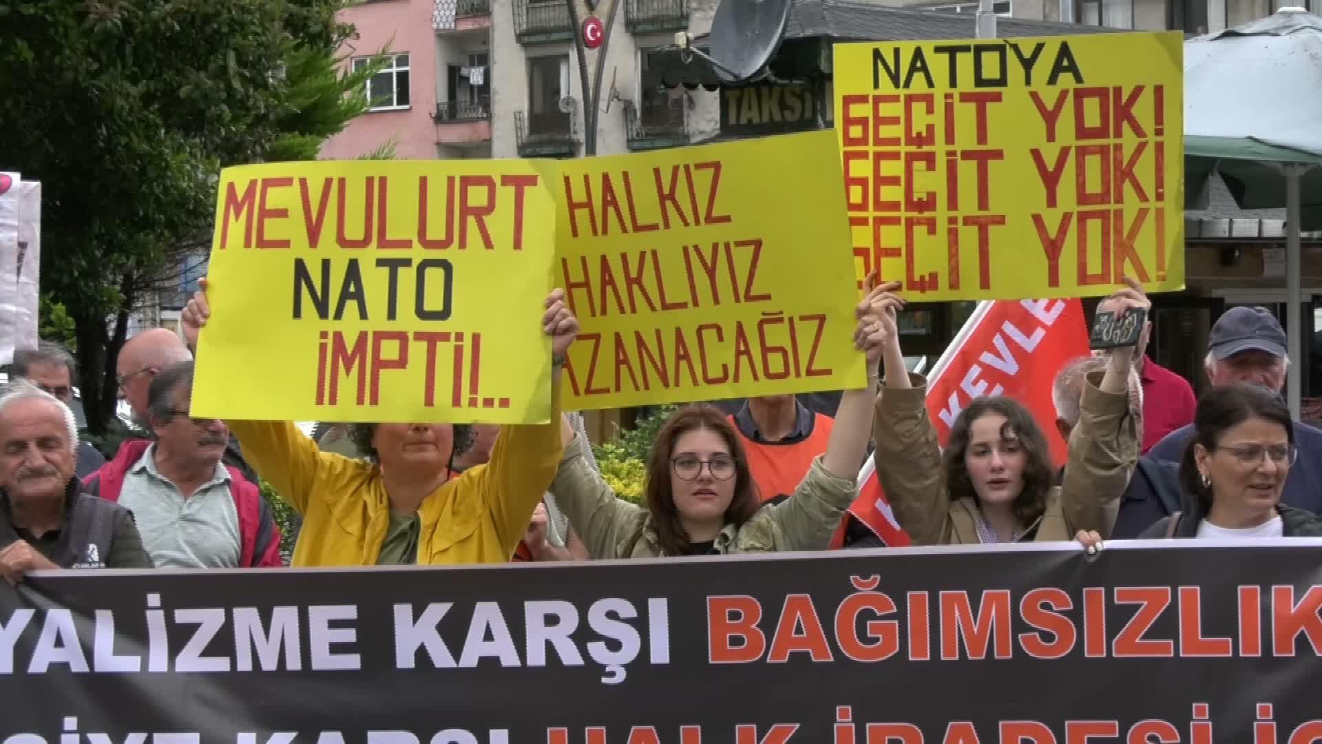 Rize’de NATO protestosu