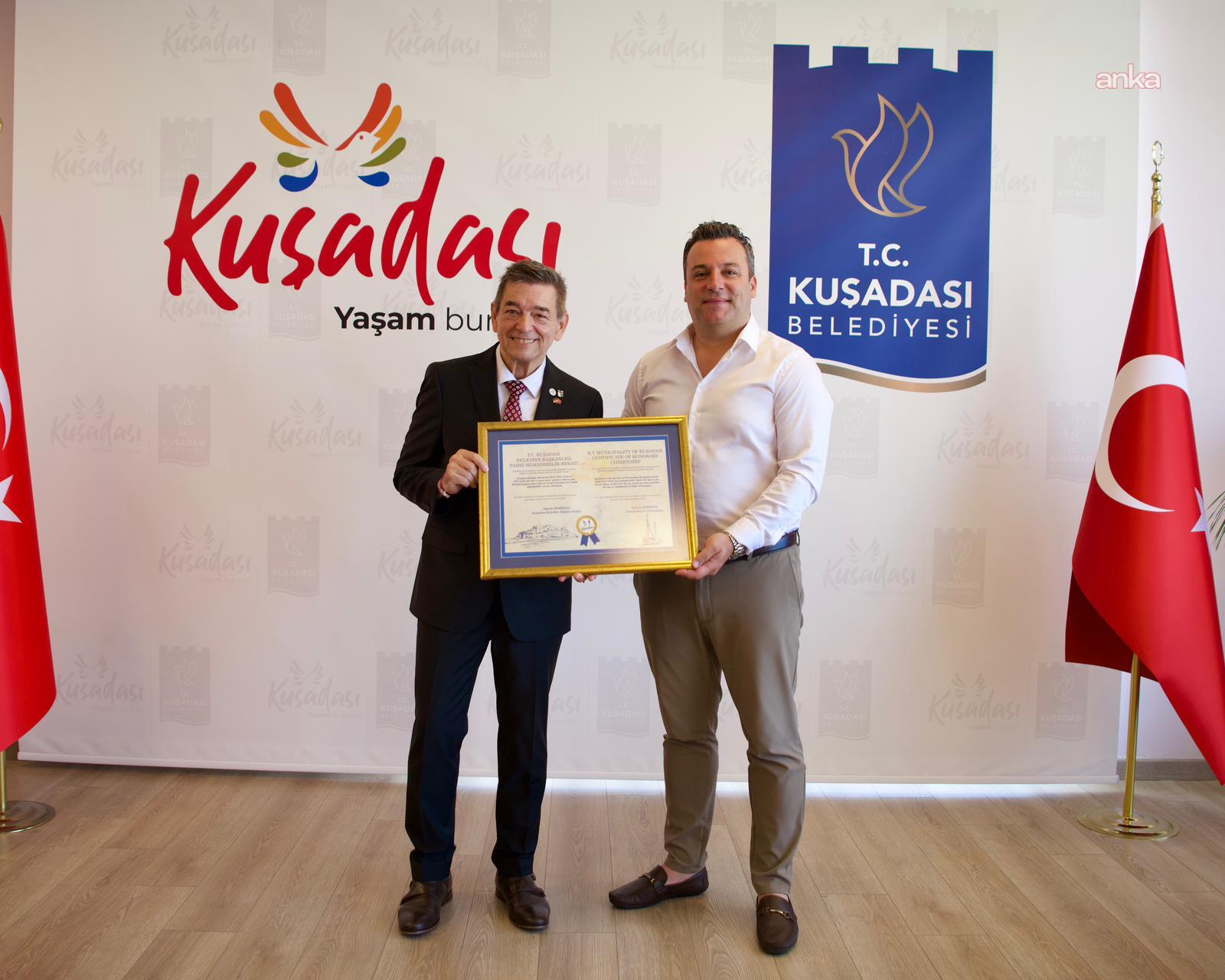 Kuşadası Belediyesi’nden Werner Arndt’a “fahri hemşehrilik" ünvanı