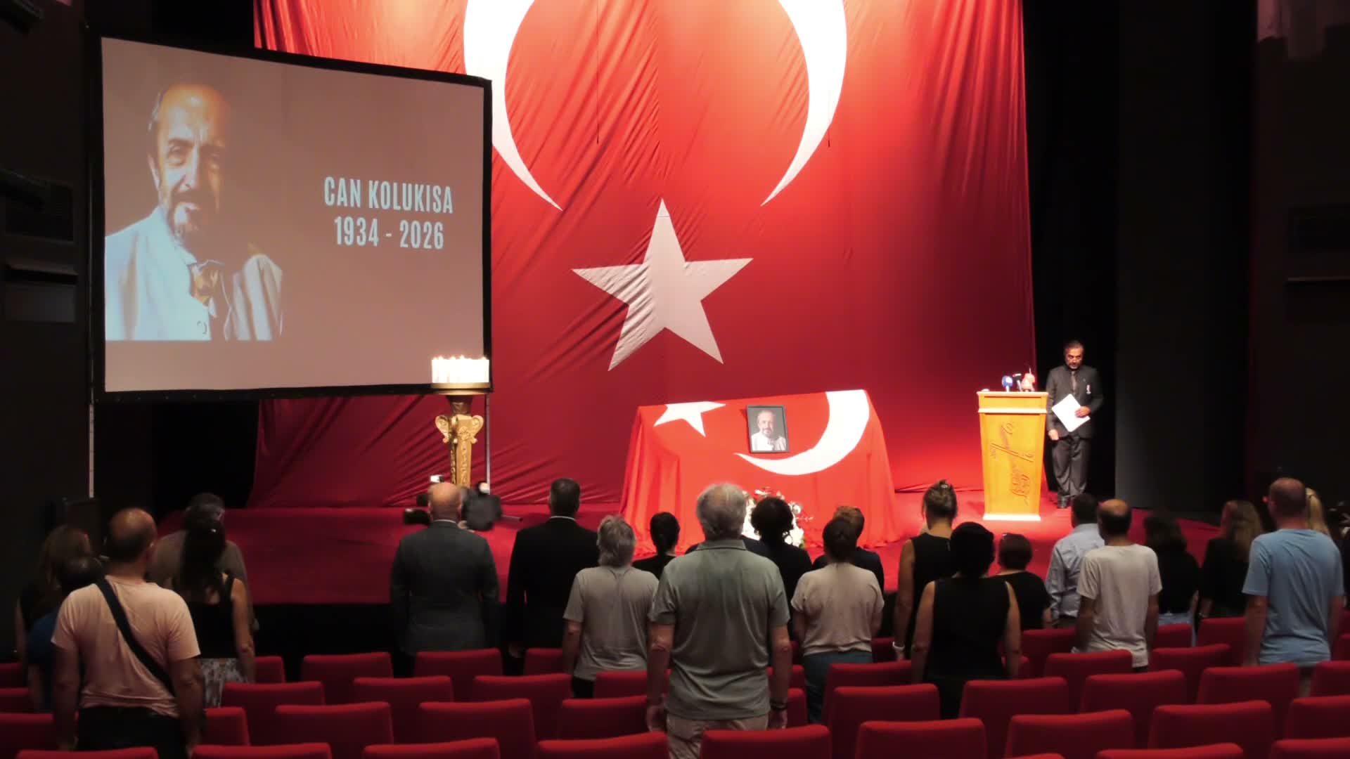 Usta oyuncu Can Kolukısa'ya veda: "'Özgürlüğün geldiği gün ölmek yasak' demiştik ama olmadı"
