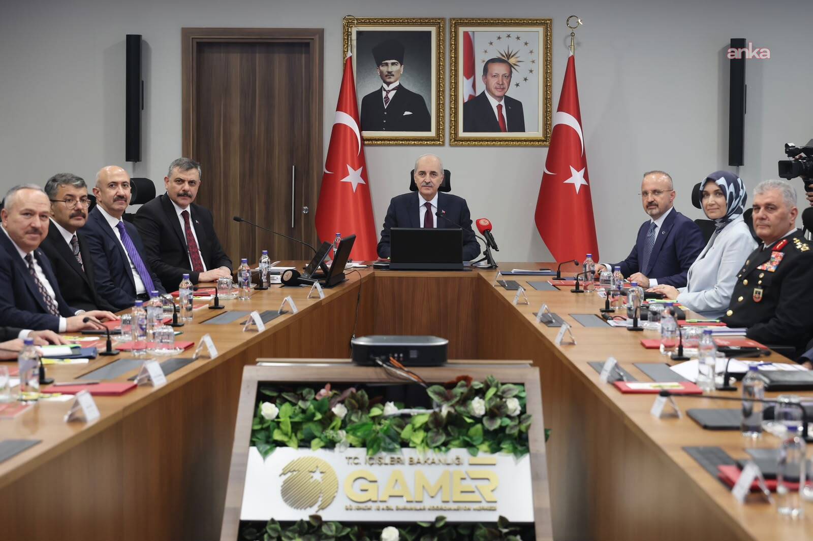 "Çerçeve yasa" sonrası İçişleri Bakanlığı'nda güvenlik toplantısı yapıldı