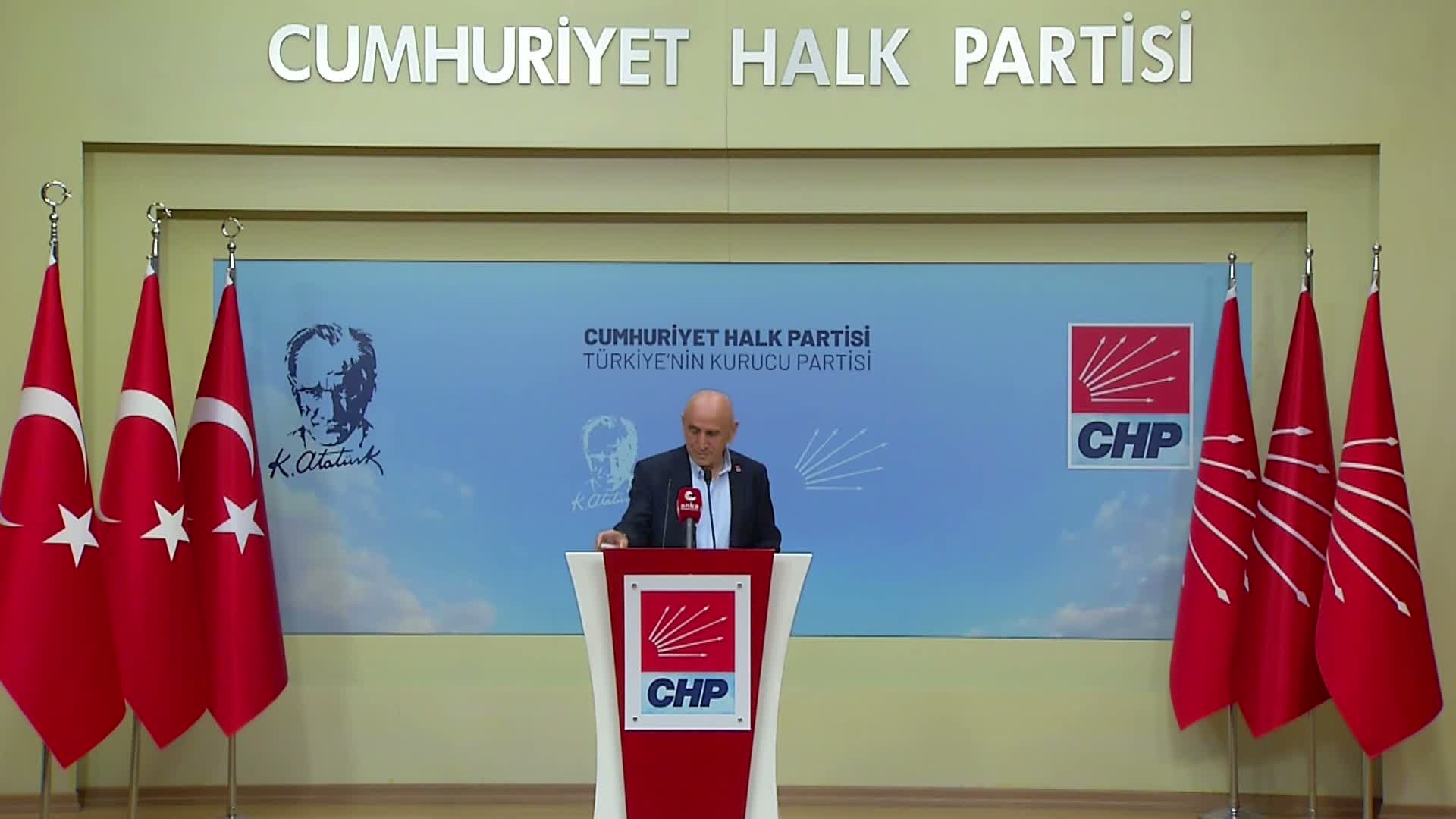 CHP'li Kaya: "Gençlerimize yalnızca diploma vermek yetmez. Onlara gelecek vermek zorundayız"