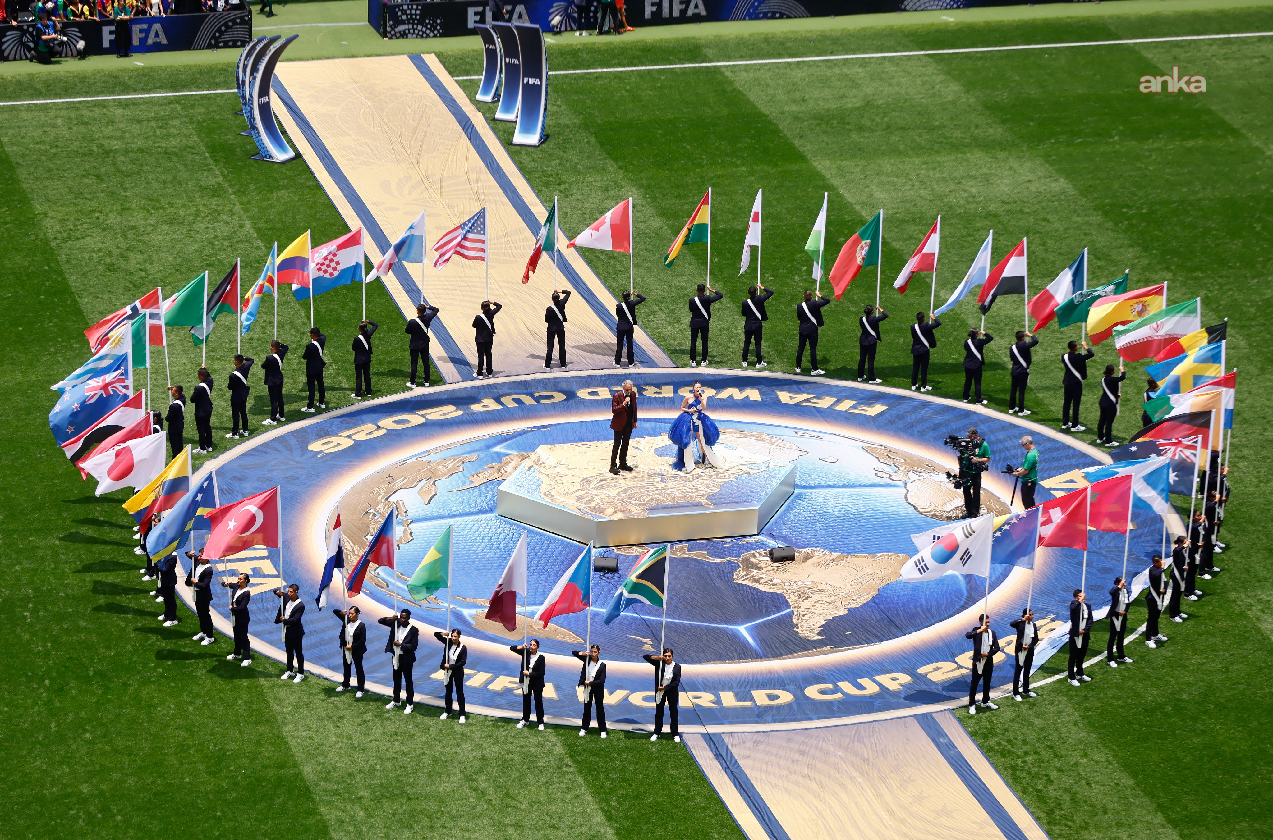 FIFA, Dünya Kupası'na ilişkin tartışmalı yatırım planından geri adım attı