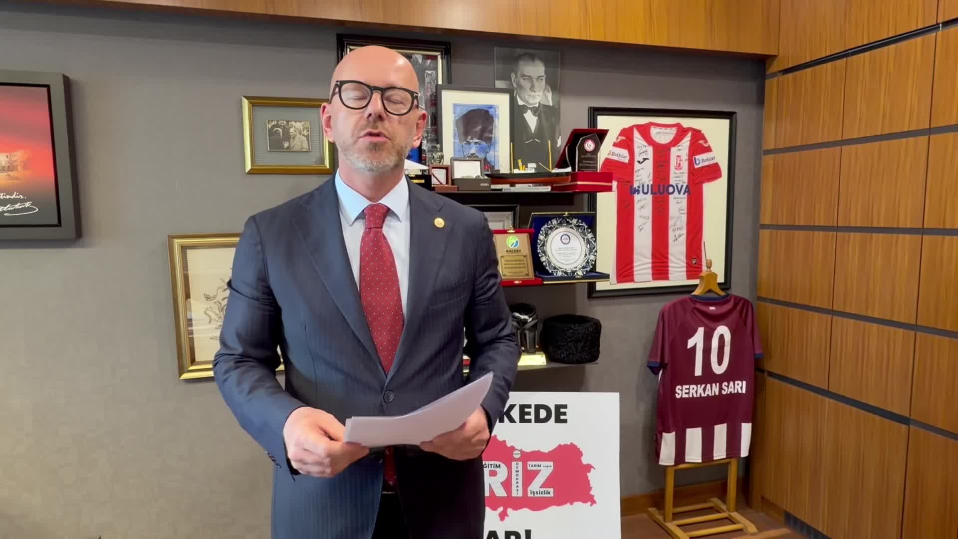 CHP'li Sarı'dan GYS eğitim programına tepki: "Bu sınavla ilgili verilecek eğitim dijital ortamda niye yapılmıyor?"