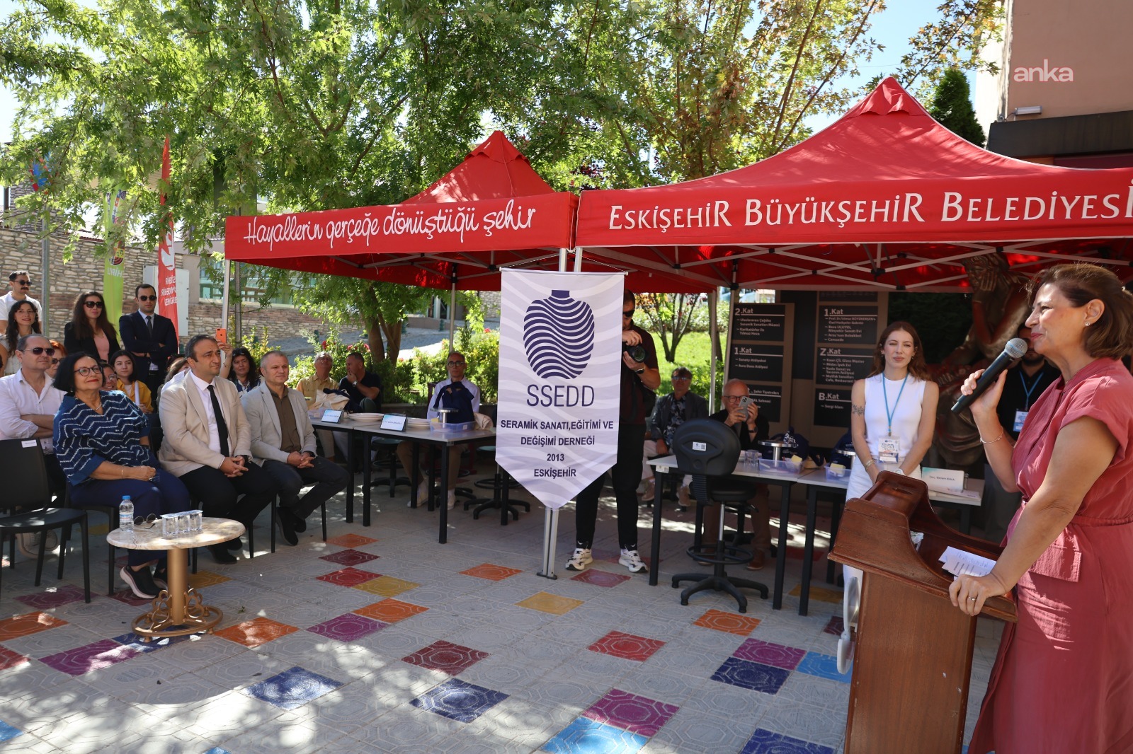 4. Eskişehir Fırçanın Sırdaki İzi Sempozyumu sanatseverlere kapısını açtı