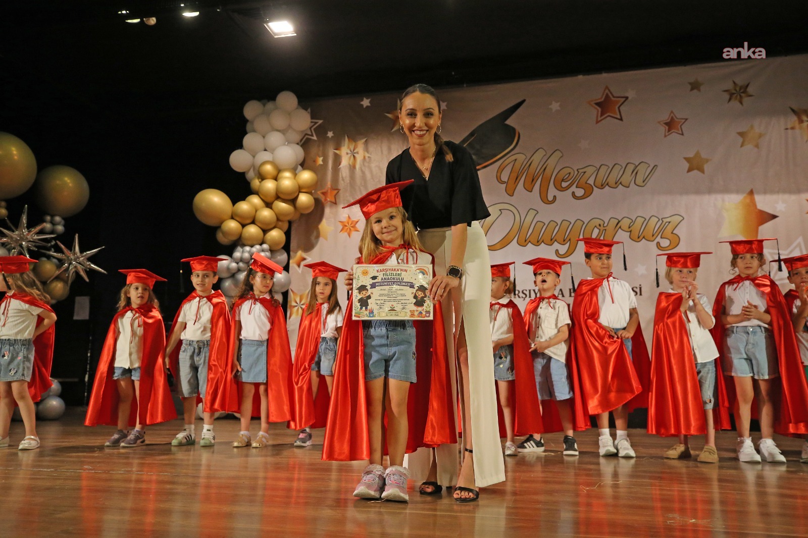 Karşıyaka Belediyesi anaokullarında mezuniyet heyecanı