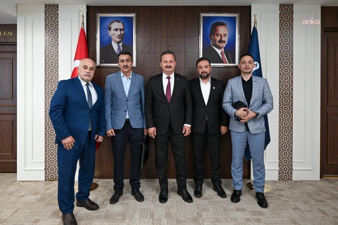 Ağıralioğlu,  Orta Asya Özbek Türkleri Derneği Başkanı Abdulhadi'yi kabul etti