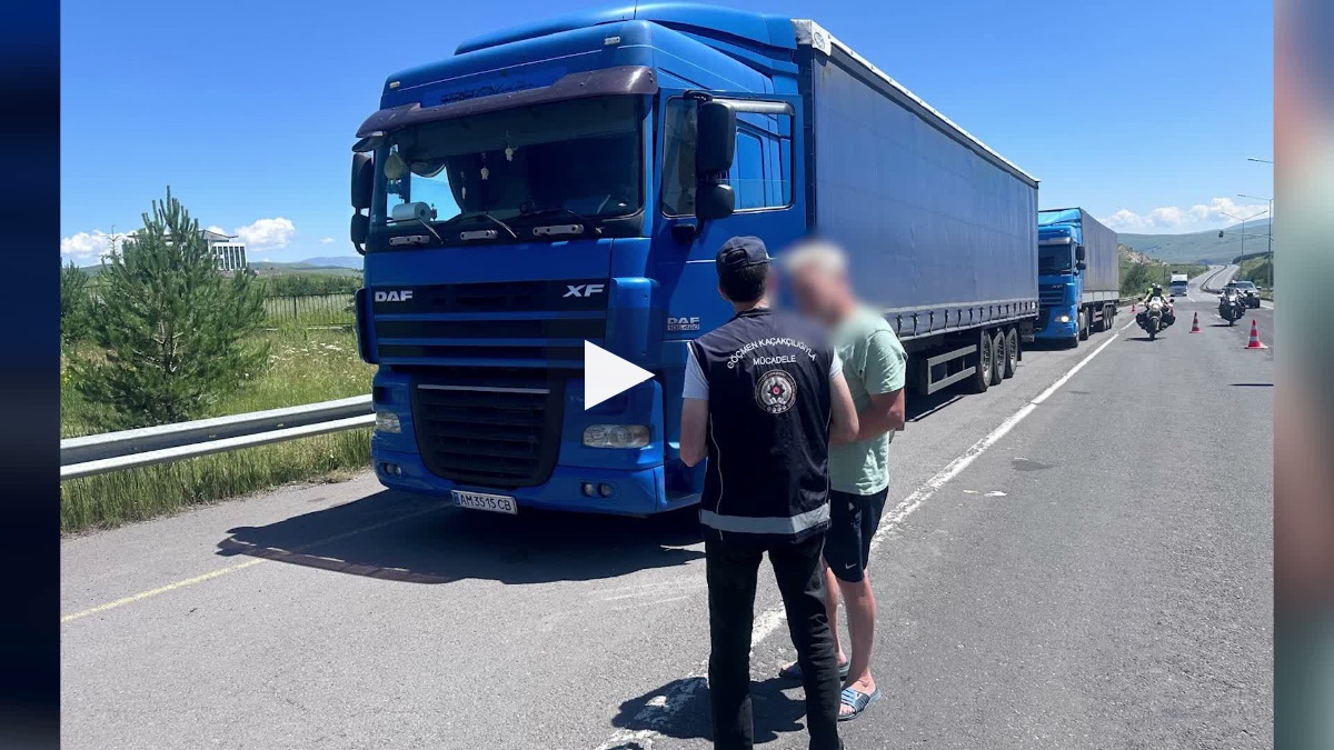 25 organizatör ve 355 düzensiz göçmen yakalandı
