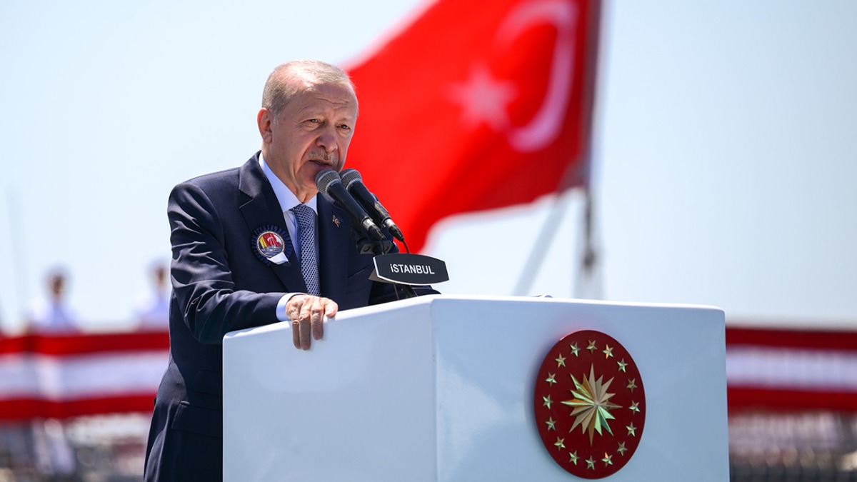 "Halihazırda 50'nin üzerinde savaş gemisini imal ediyoruz"