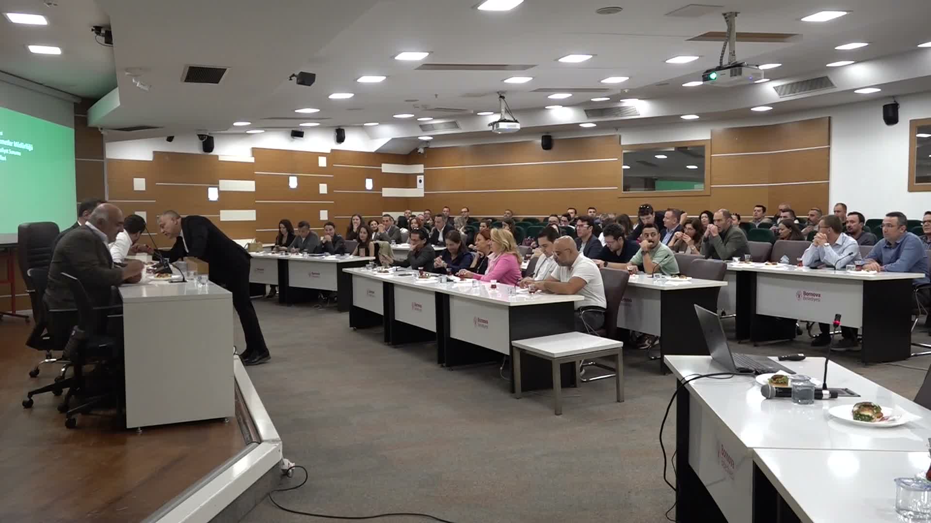 Bornova’da hizmet seferberliği toplantısı