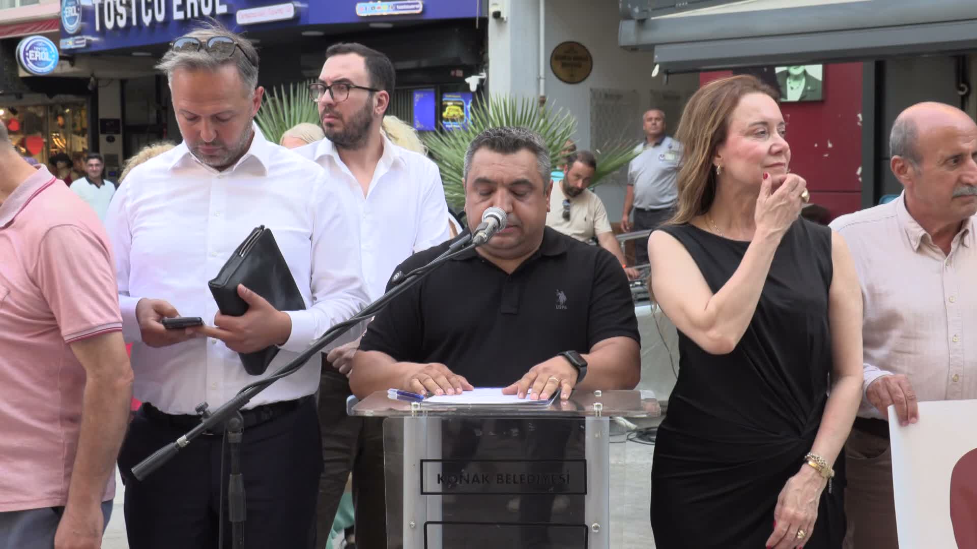 Srebrenitsa’da katledilenler Konak’ta anıldı