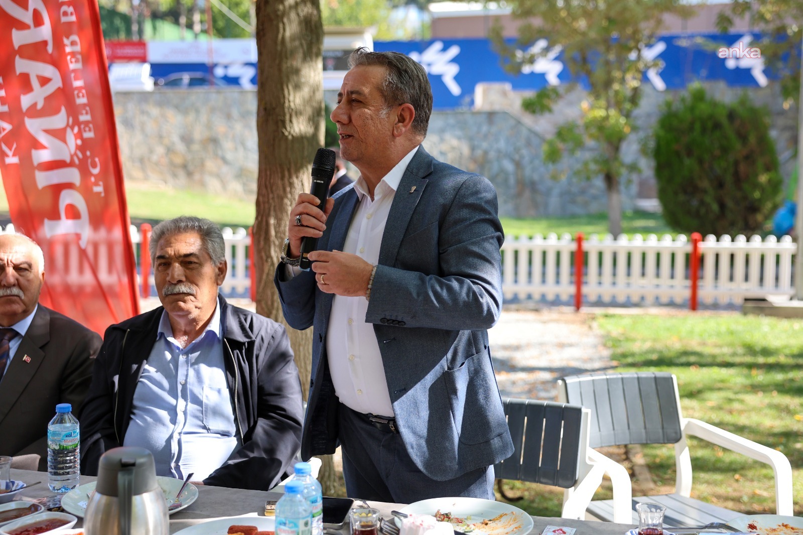 Efeler Belediye Başkanı Yetişkin, muhtarlarla buluştu: "İyi ki varsınız"