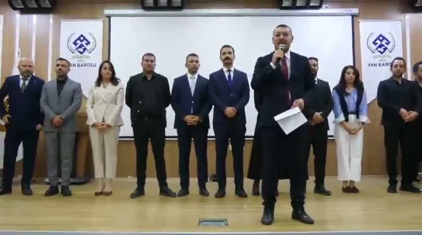 Van Barosu Başkanlığı’na Sinan Özaraz yeniden seçildi