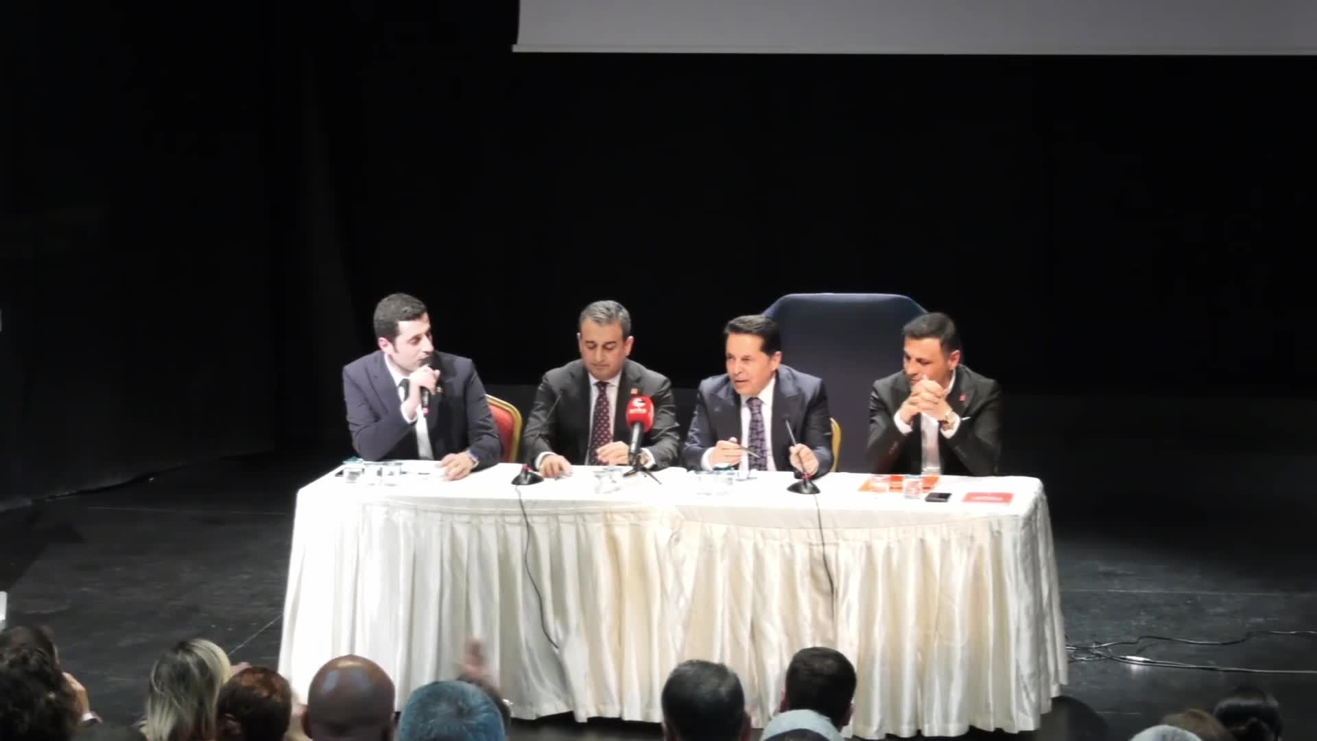 Ahmet Özer: "Belediyeleri güçlendirmek demokrasiyi güçlendirmektir"