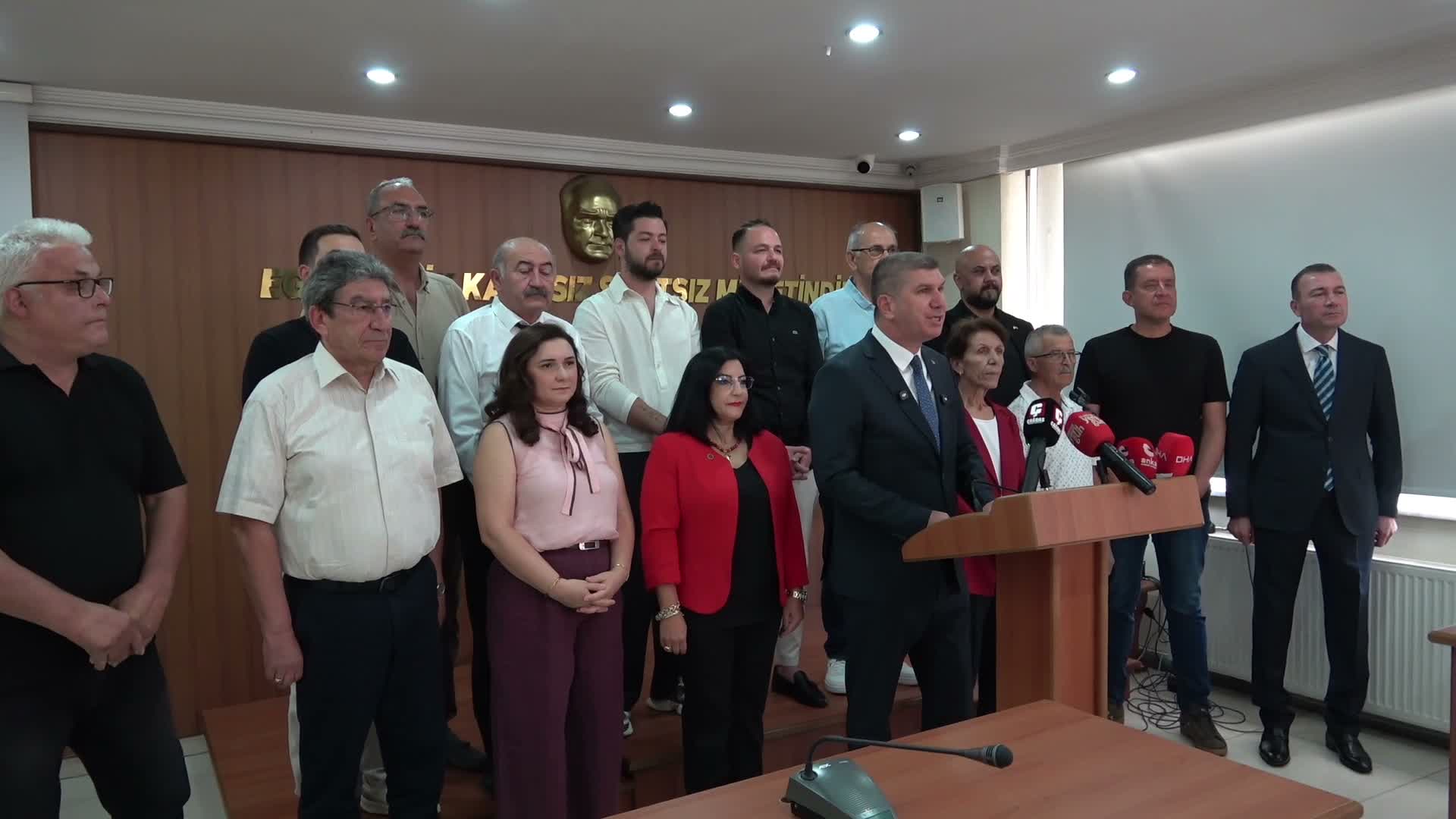 Burdur Belediye Başkanı Ali Orkun Ercengiz, YENİ Parti'ye katıldı