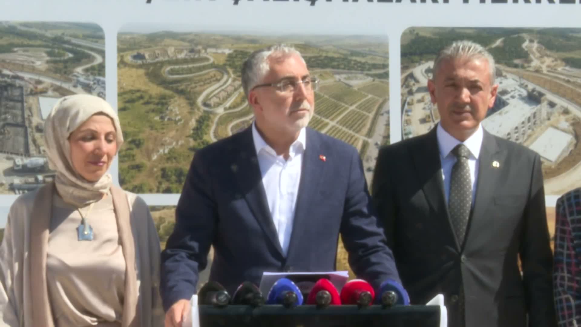 Bakan Işıkhan Mardin'de Recep Tayyip Erdoğan Uluslararası Çocuk ve Gençlik Çalışmaları Merkezi proje alında incelemede bulundu