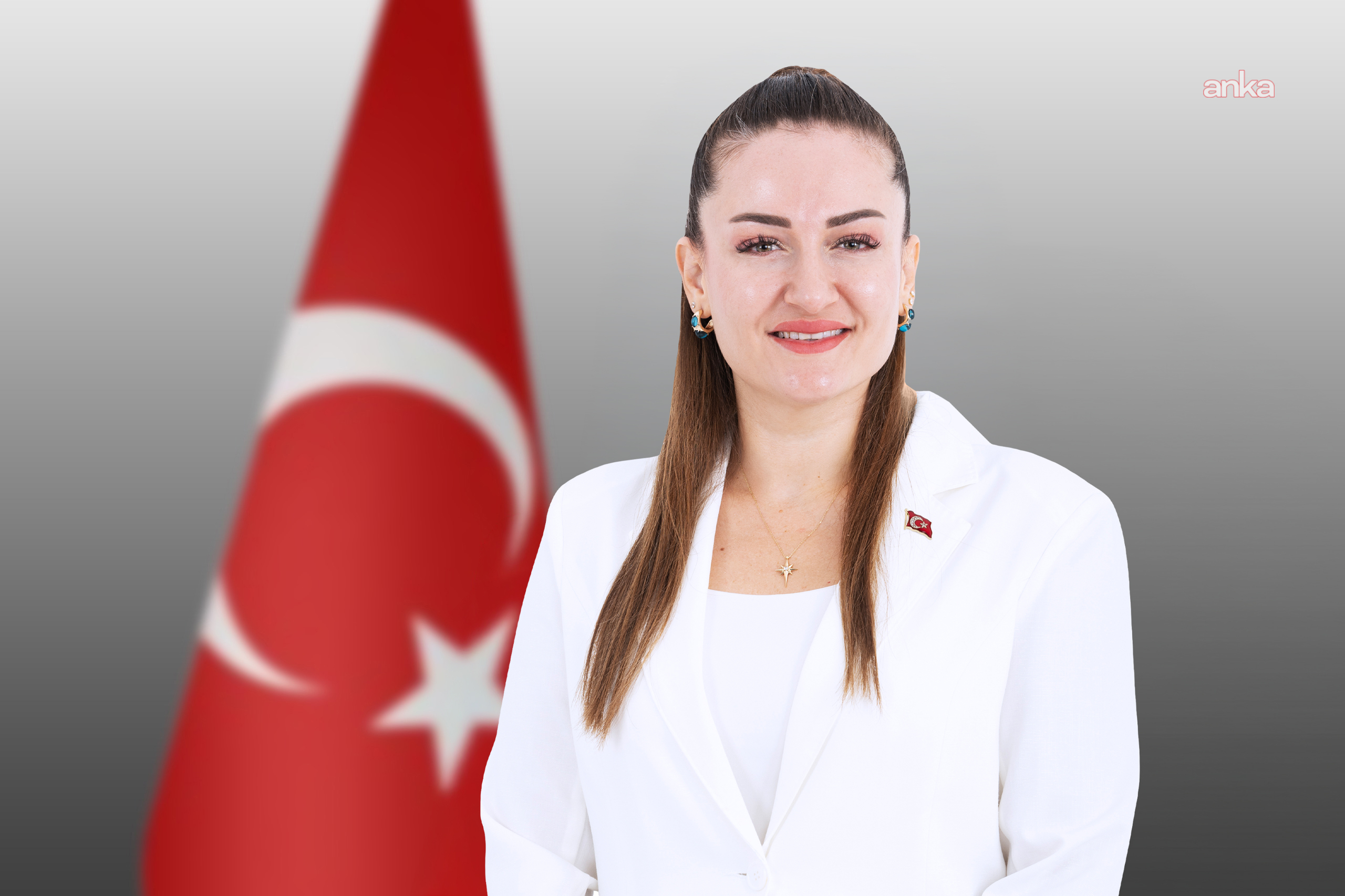 Antalya Büyükşehir Belediye Başkan Vekili Özdemir: "30 Ağustos Cumhuriyet’e uzanan büyük yürüyüşünün dönüm noktasıdır"