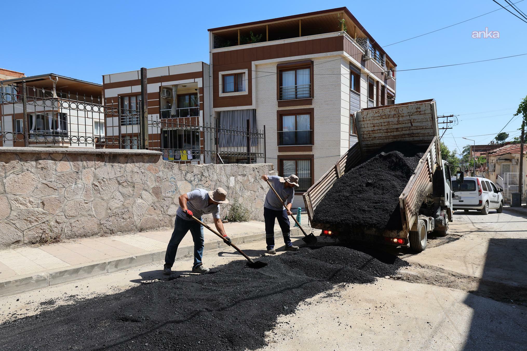 Şehzadeler Belediyesi, altyapı çalışmalarının tamamlandığı sokakları asfaltlıyor