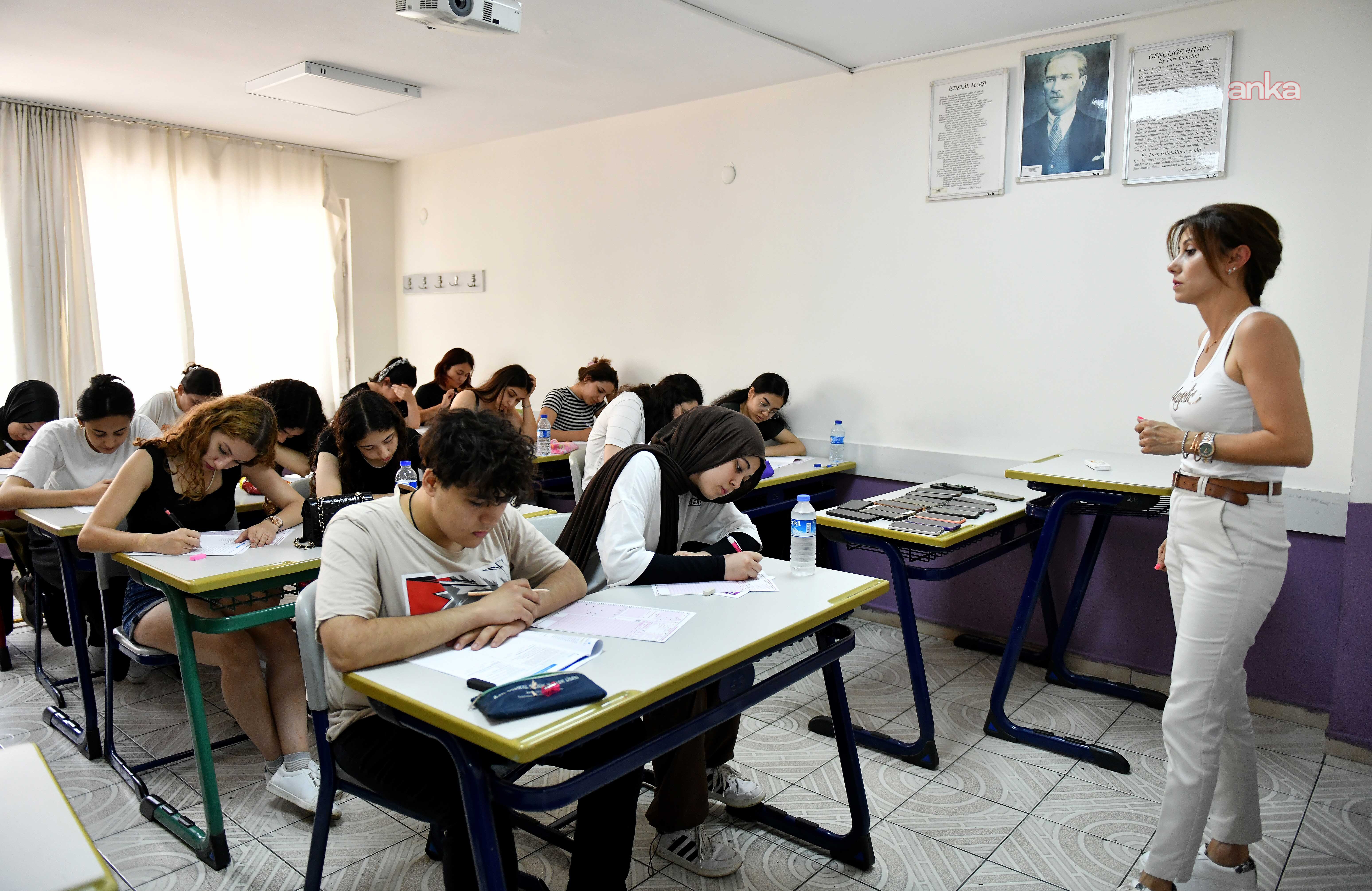 Muratpaşa Gençlik Eğitim Merkezi’nden YKS başarısı