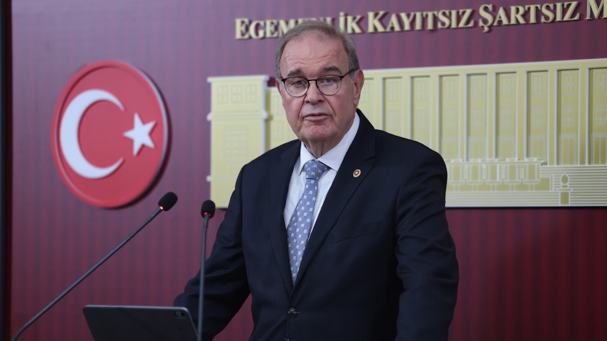 “Milletin dertlerinin çözümü için doğru iliklenecek ilk düğme, derhal seçim"