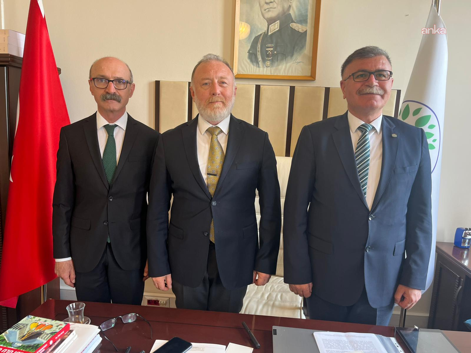 KESK Eş Genel Başkanı Ahmet Karagöz, DEM Parti Grup Başkanvekili Sezai Temelli ile görüştü