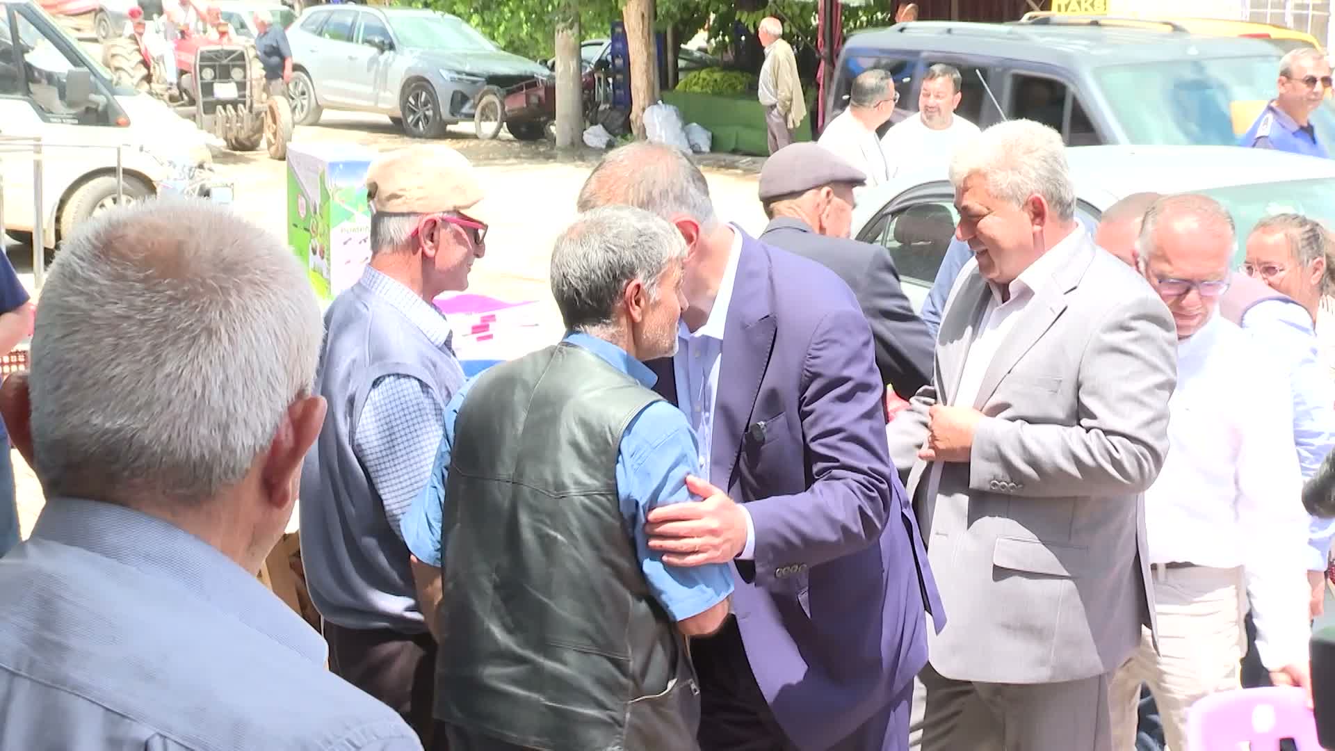 İzmir'in en uzak yolu yenilendi