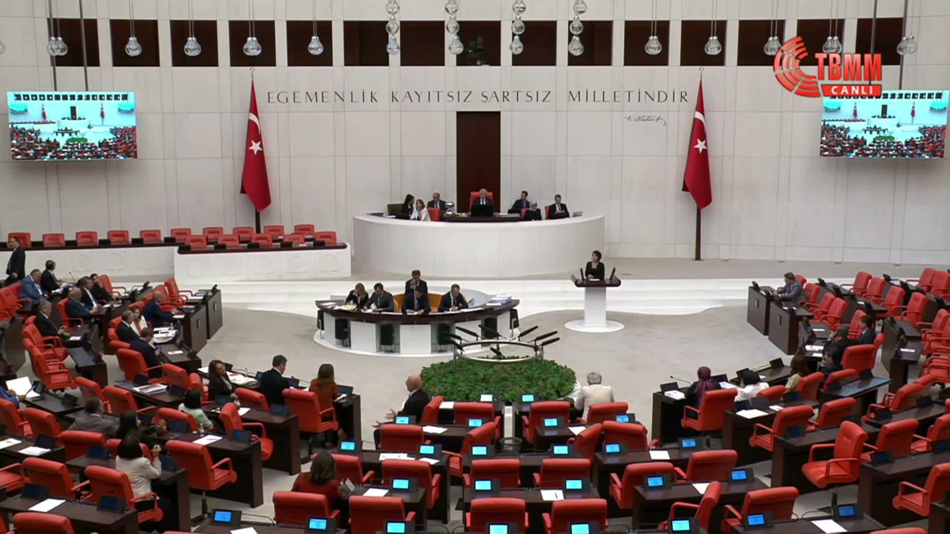 DEM Parti'nin çevre ve madencilik izin süreçlerinde değişikleri içeren 7554 sayılı Kanunu için verdiği araştırma önergesi AK Parti ve MHP oylarıyla reddedildi