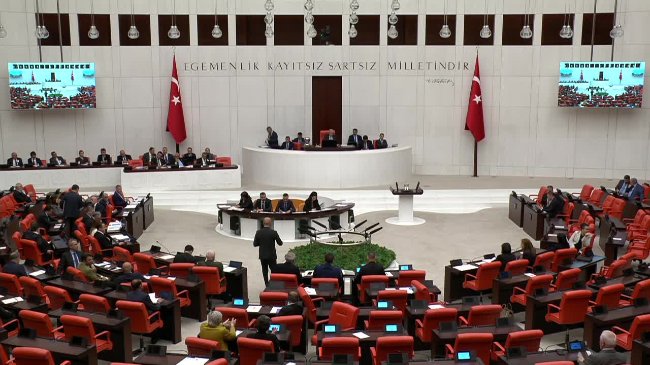 CHP'li Genç: Türkiye’yi vergiden kaçırmanın, denetimsiz sermaye transferlerinin merkezi haline getiriyorsunuz