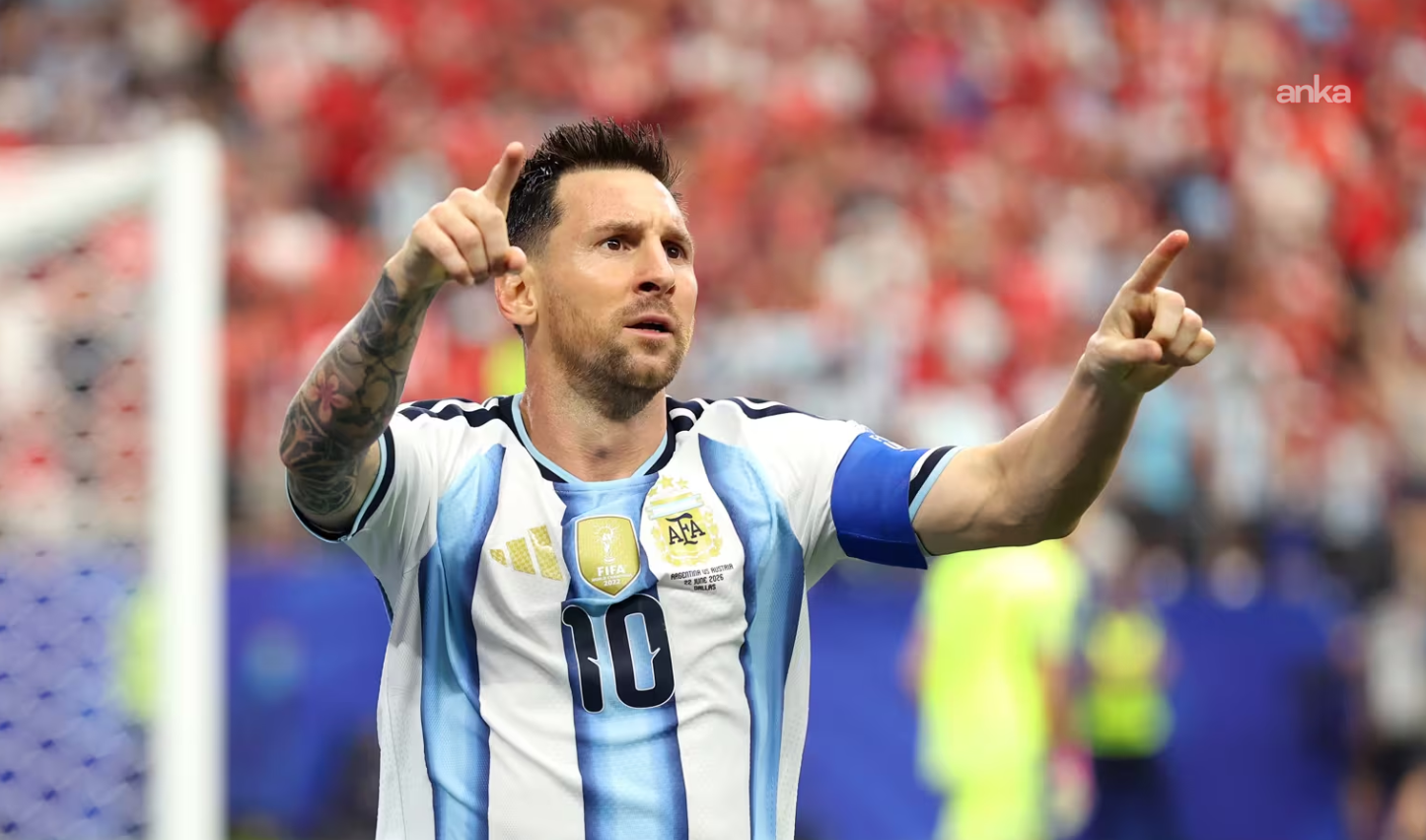 Messi tarihe geçti, Arjantin liderliğe yükseldi