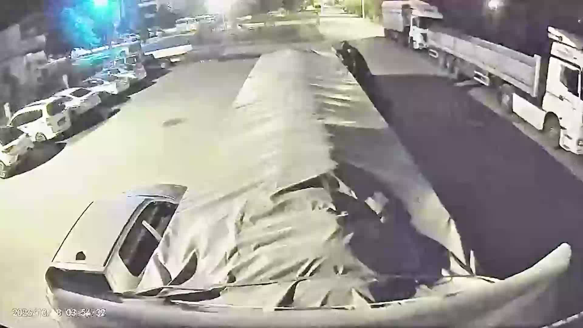 Aksaray’da tırdan 1,5  ton toz şeker çalındı