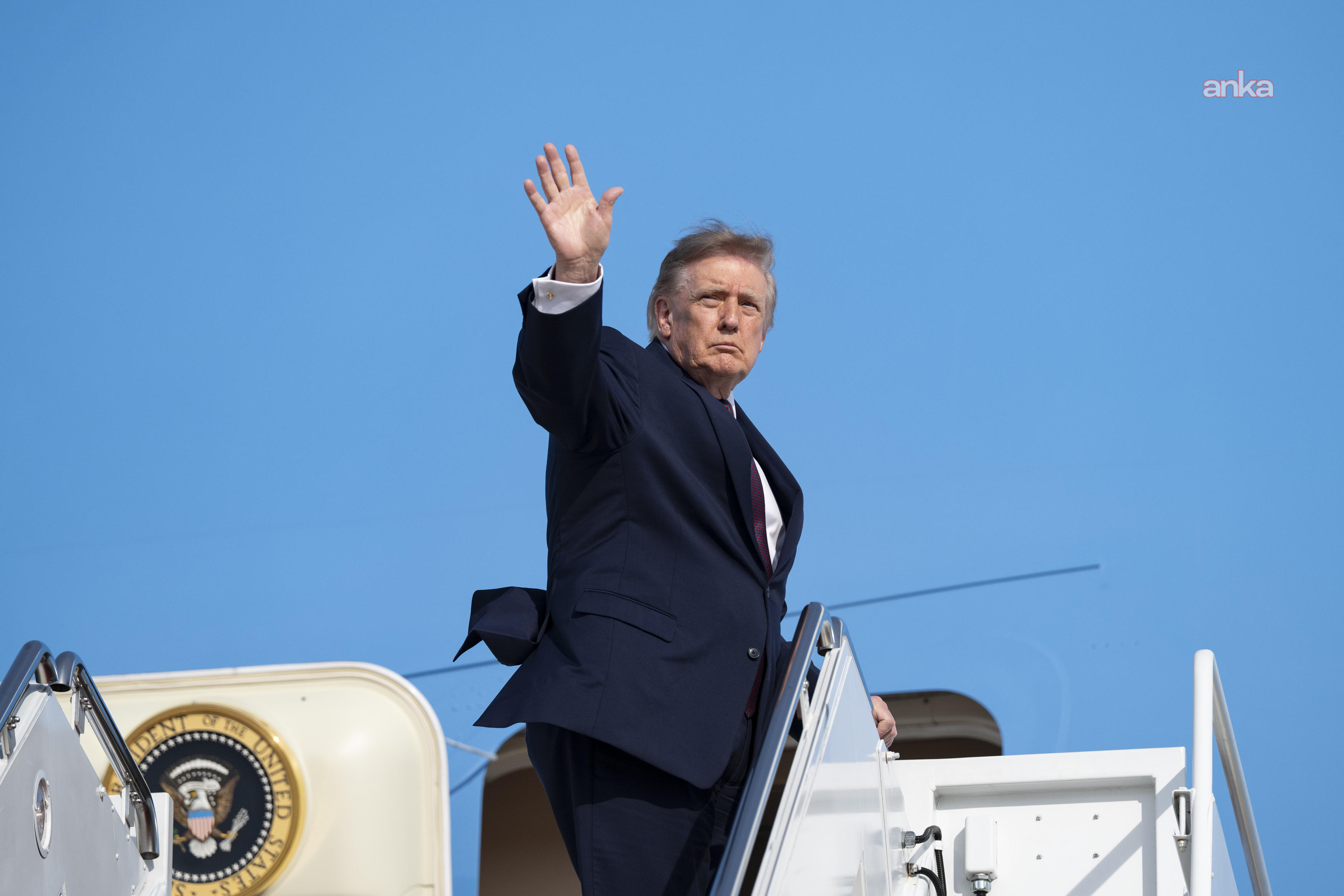 ABD Başkanı Trump'tan Sibirya'daki veba iddiaları sonrası Rusya'ya yardım teklifi