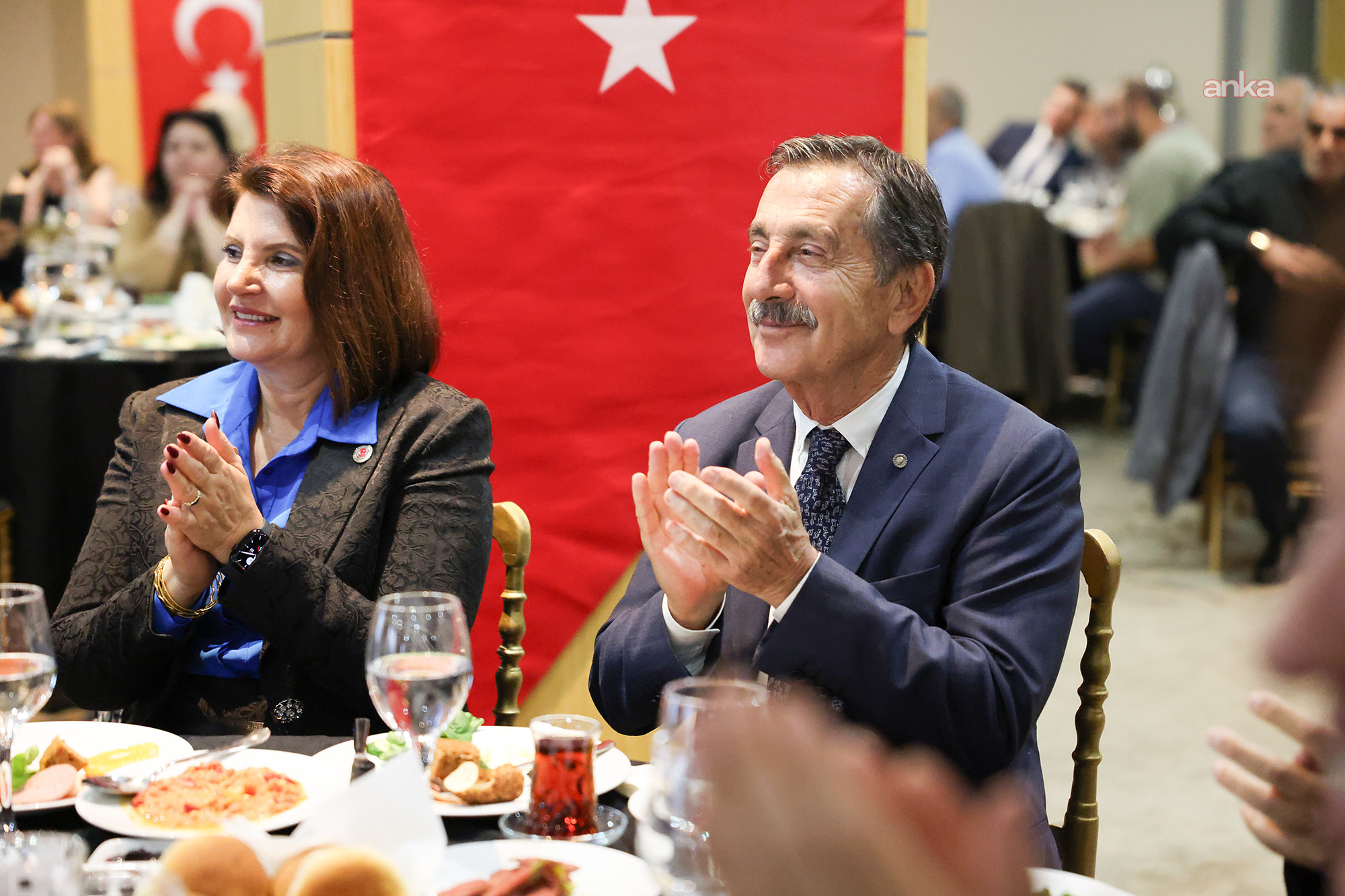 Tepebaşı Belediye Başkanı Ataç: “Muhtarlarımızla sürekli iletişim ve dayanışma içinde olmayı çok önemsiyoruz”
