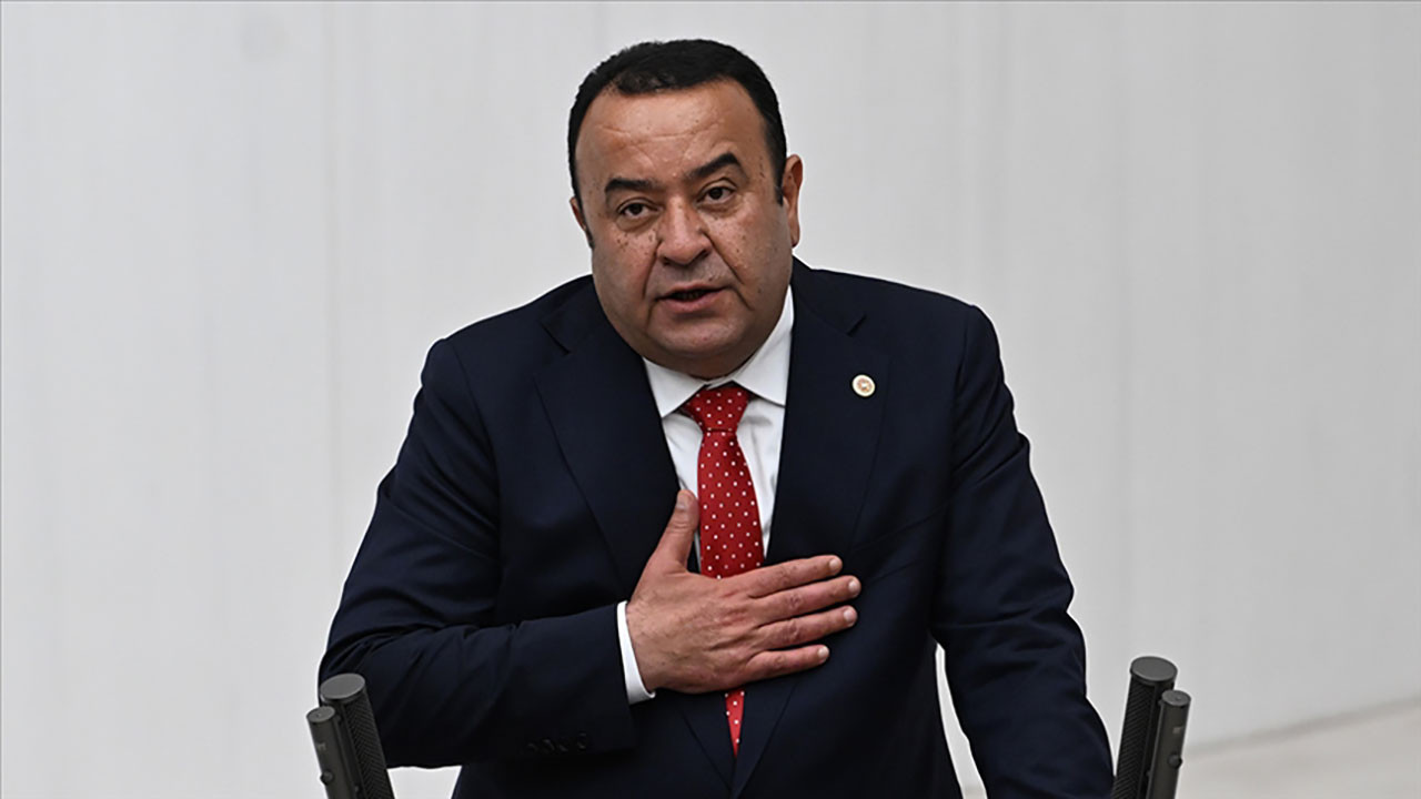 Adnan Beker'den "kirli adam" sözü nedeniyle Kemal Kılıçdaroğlu hakkında suç duyurusu ve 5 liralık tazminat davası