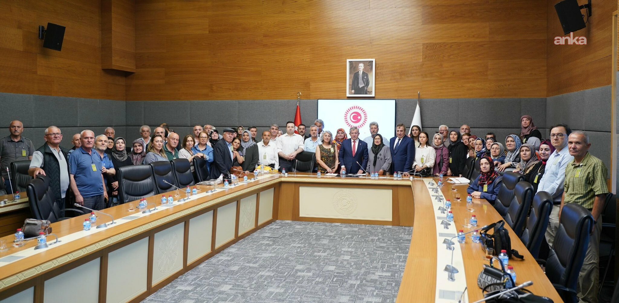 Bakan Bolat, Birleşik Krallık Ticaretten Sorumlu Devlet Bakanı Chris Bryant ile bir araya geldi