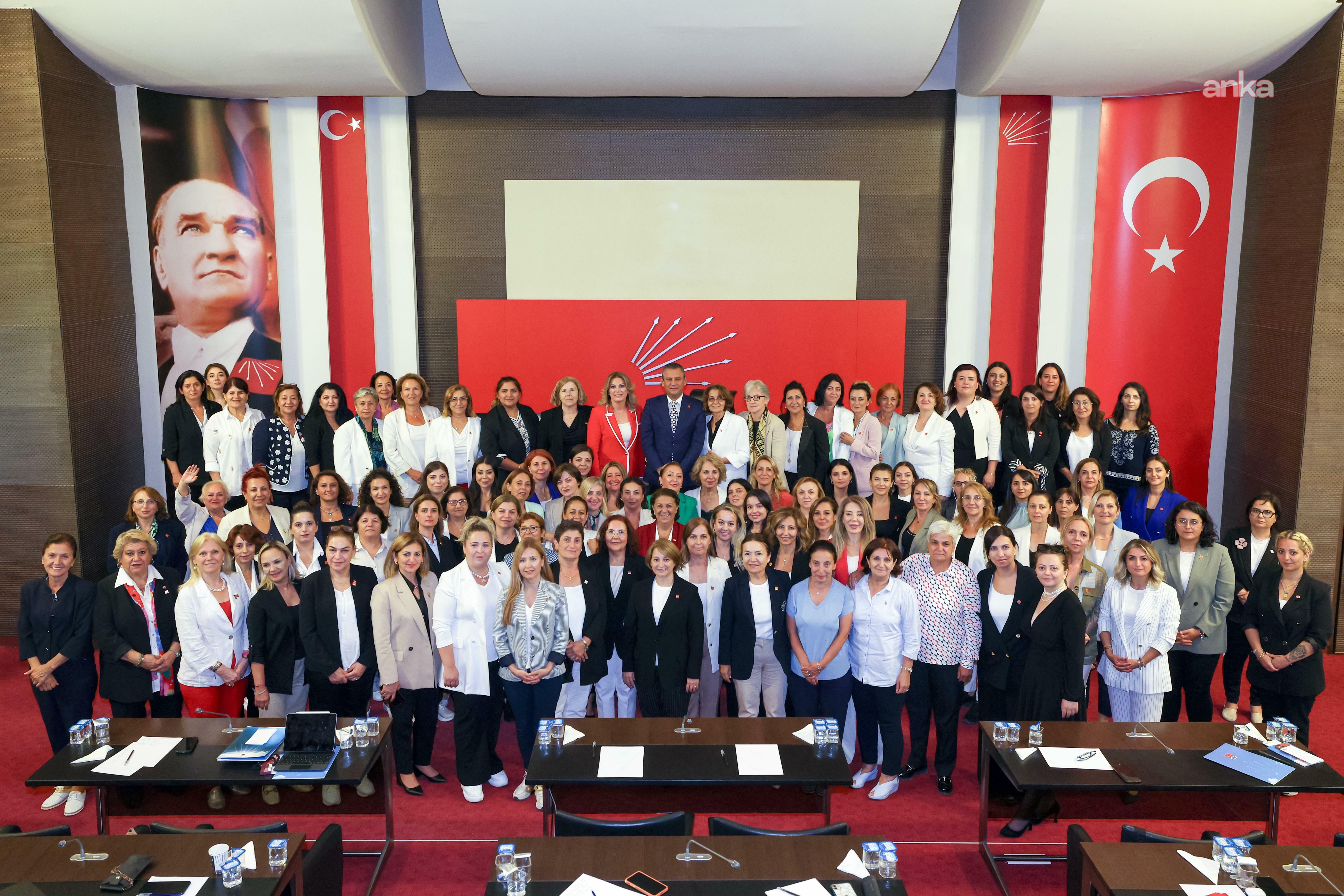 CHP’li kadınlar kurultay için tarih verdi: 25 Temmuz’dan önce yapılmalı
