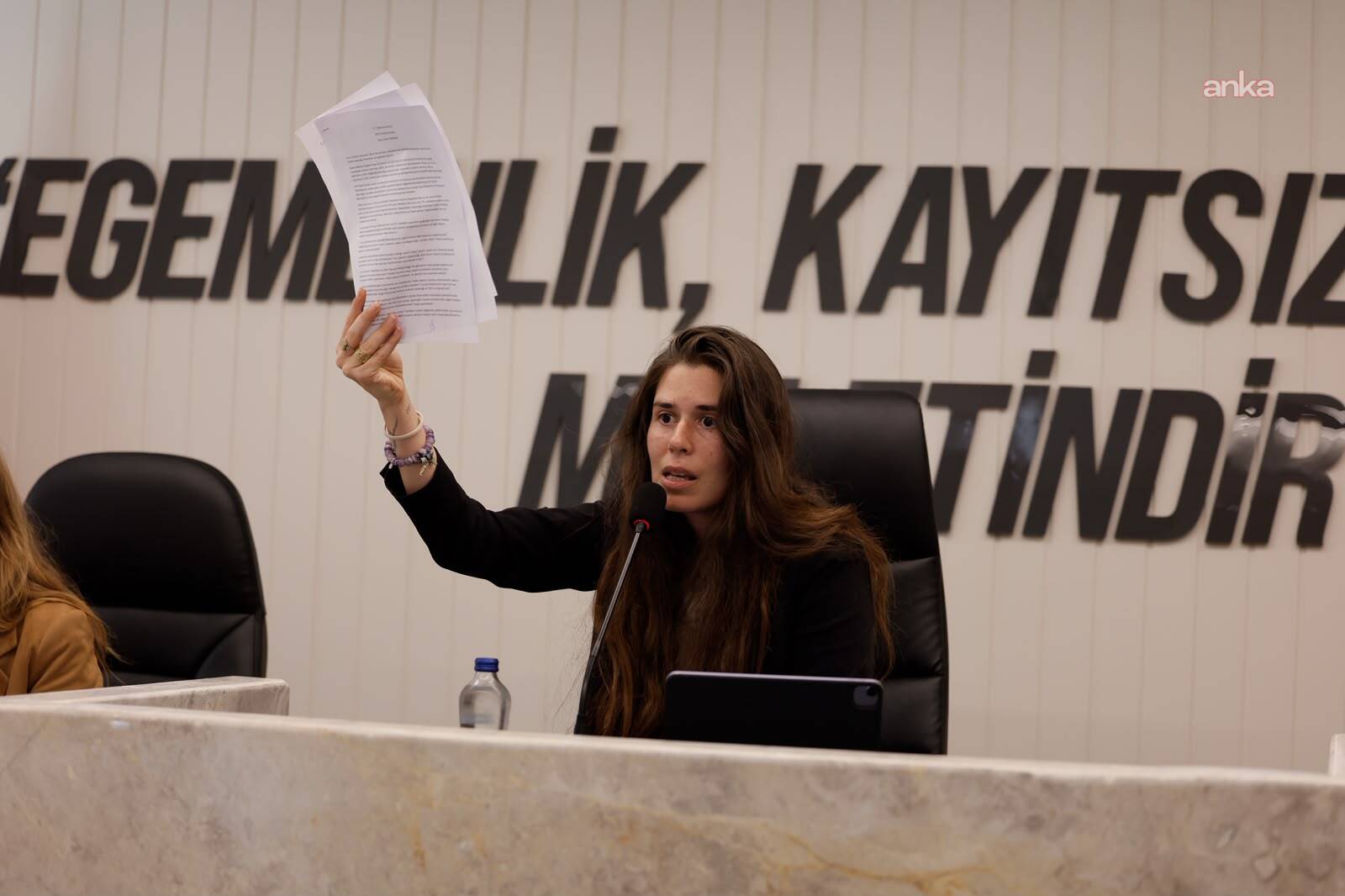 Lal Denizli’den "Çeşme Projesi" mesajı: “Nereden gelirse gelsin, Çeşme’ye faydası varsa sahip çıkarım"