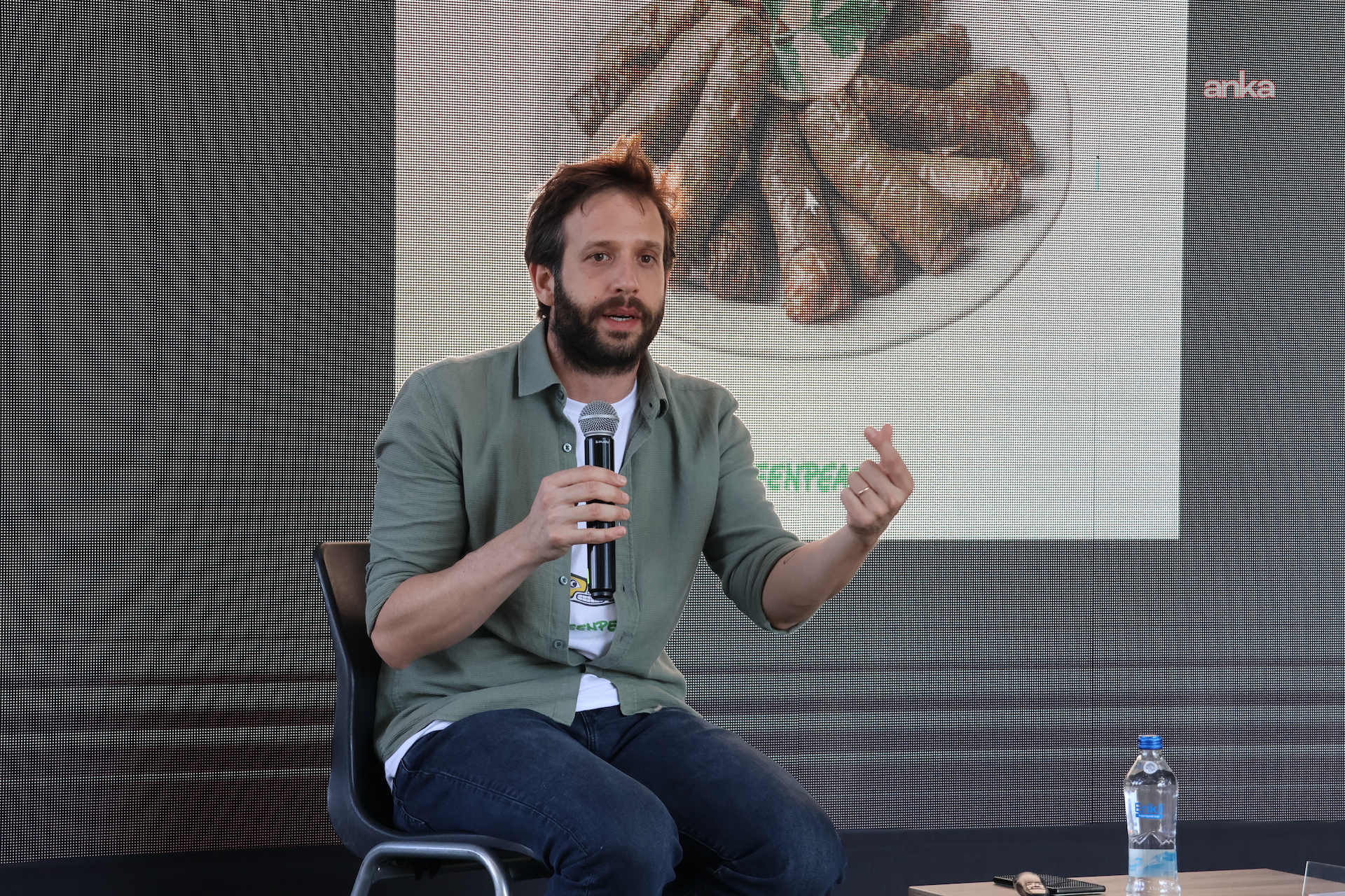 Greenpeace: "Elektrifikasyon hedefi olumlu ancak fosil yakıtlardan çıkış olmadan yetersiz"