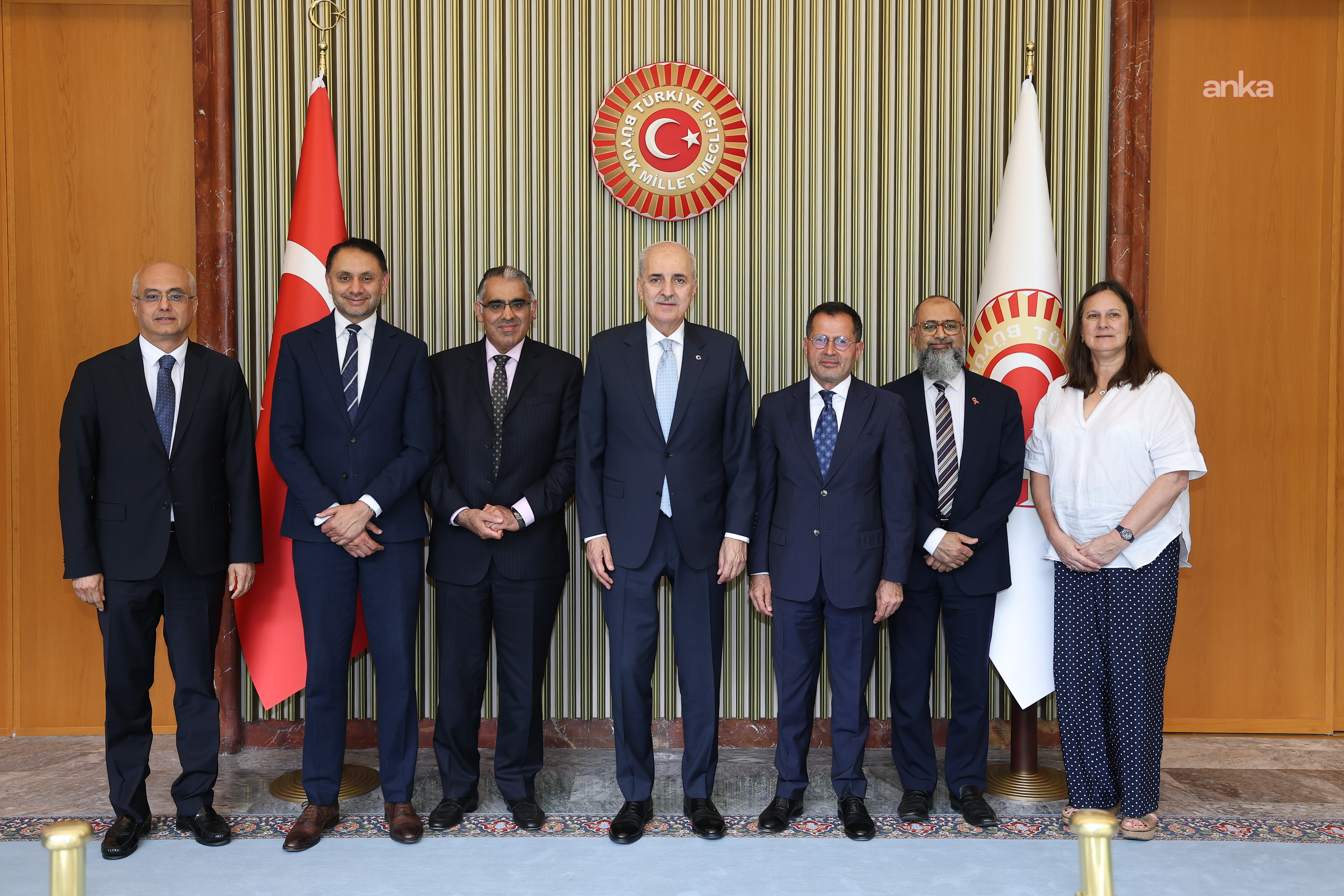 TBMM Başkanı Kurtulmuş, Birleşik Krallık-Türkiye Parlamentolararası Dostluk Grubu Başkanı Tahir Ali ile görüştü