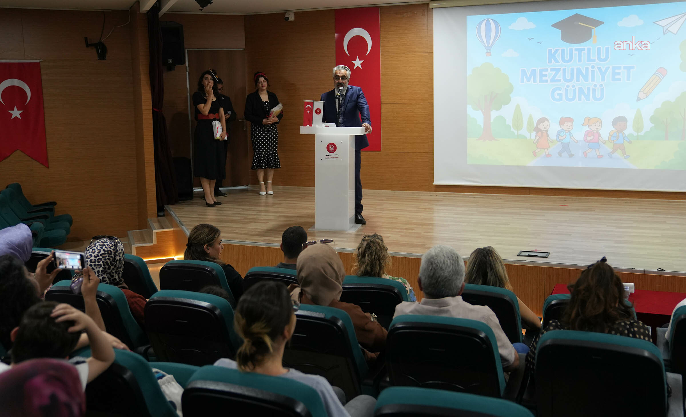 Keçiören Belediyesi'ne bağlı ÇEM öğrencilerinden yıl sonu sergisi