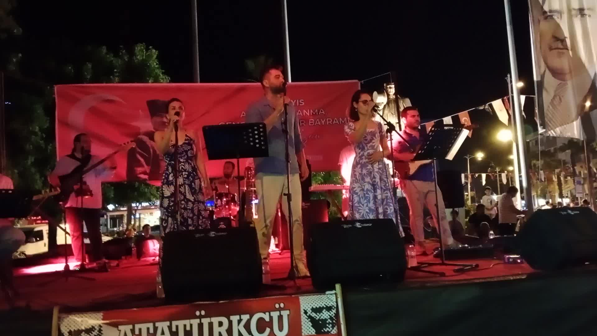 Muğla’da 19 Mayıs coşkusu meydanlara taştı