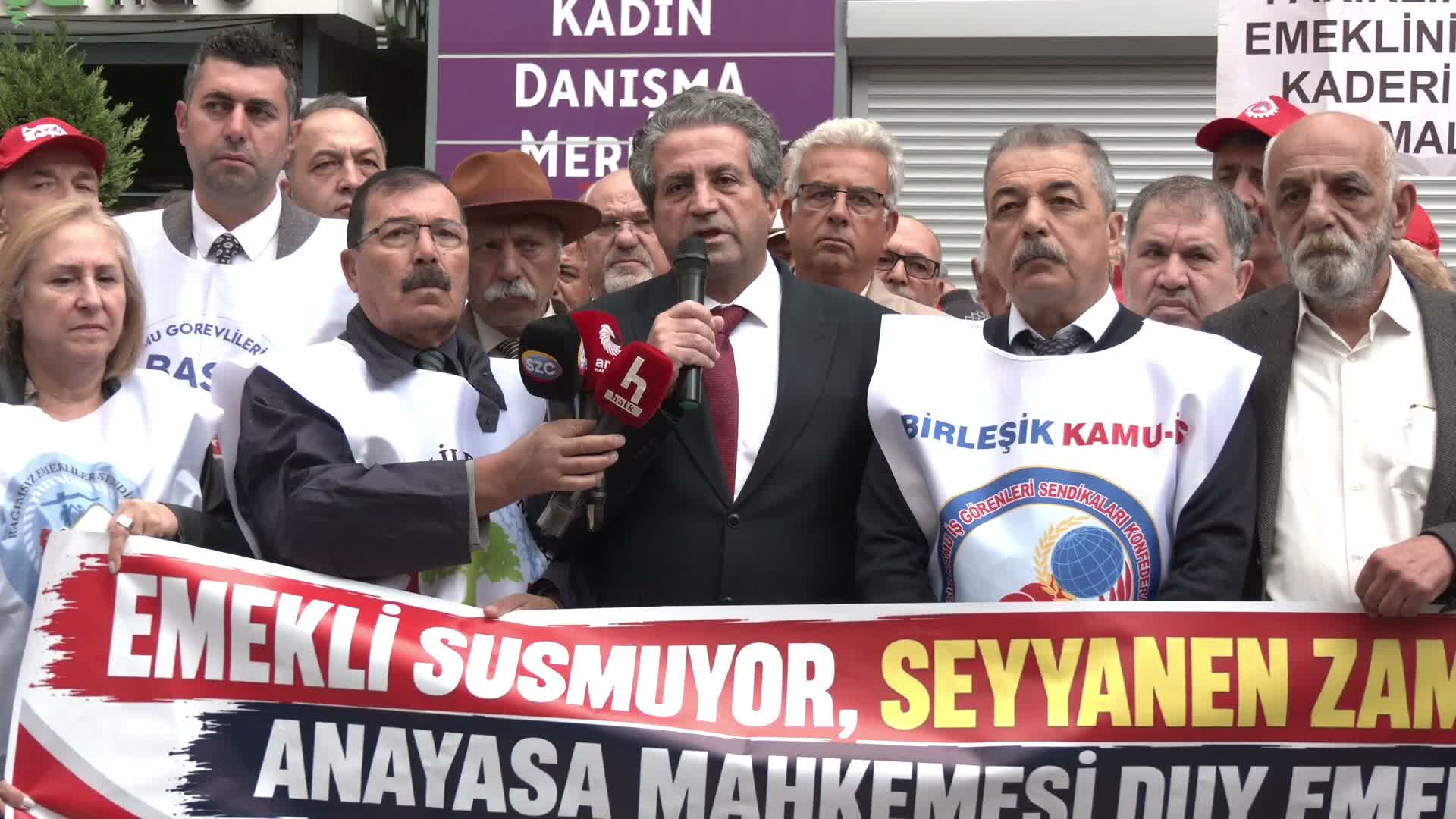 Emekli memurlar Sakarya Caddesi'nden seslendi: İş emekliye gelince adaletin çarkı dönmüyor, adalet işlemiyor