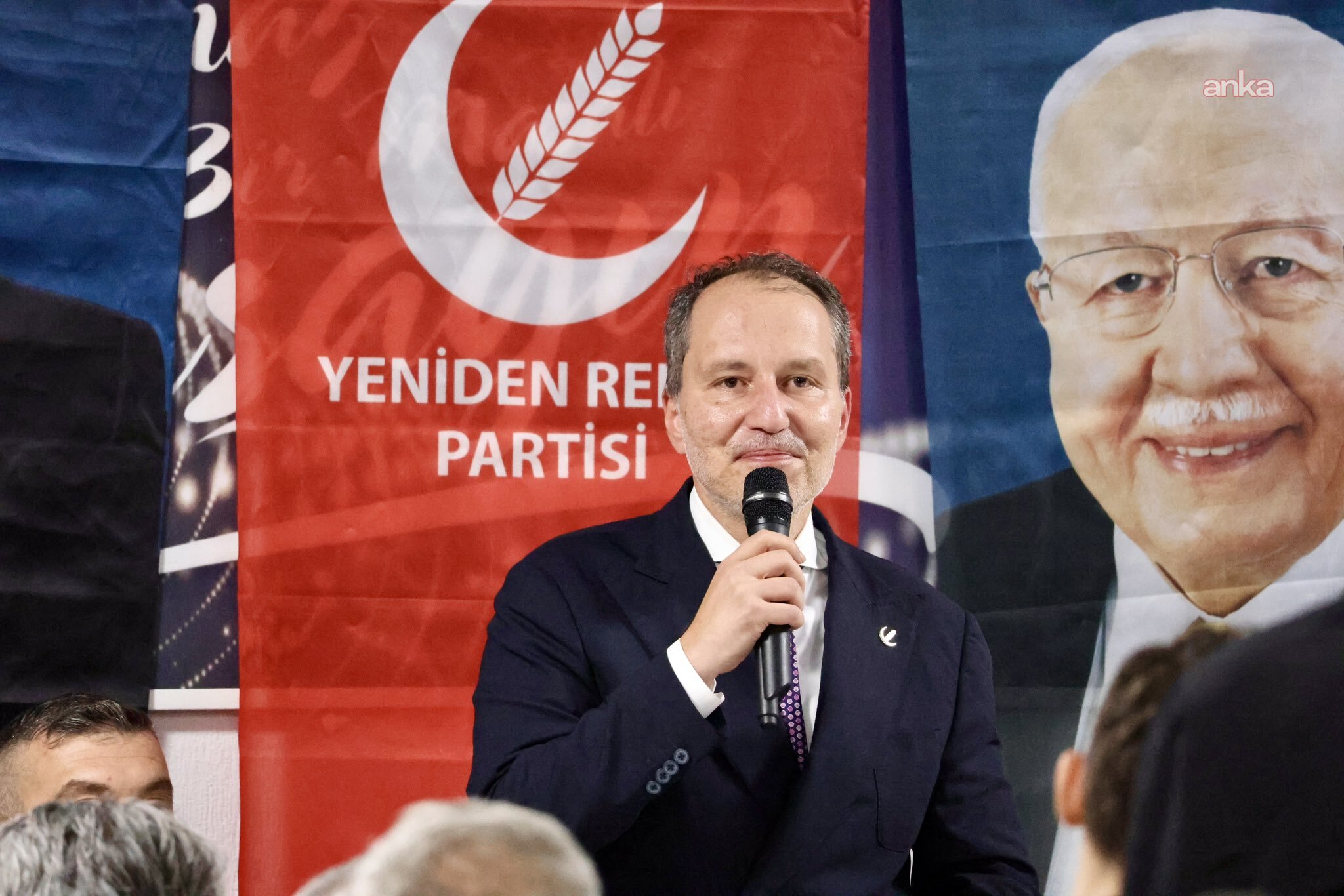 Fatih Erbakan, Afyonkarahisar'da belediyeleri ziyaret etti