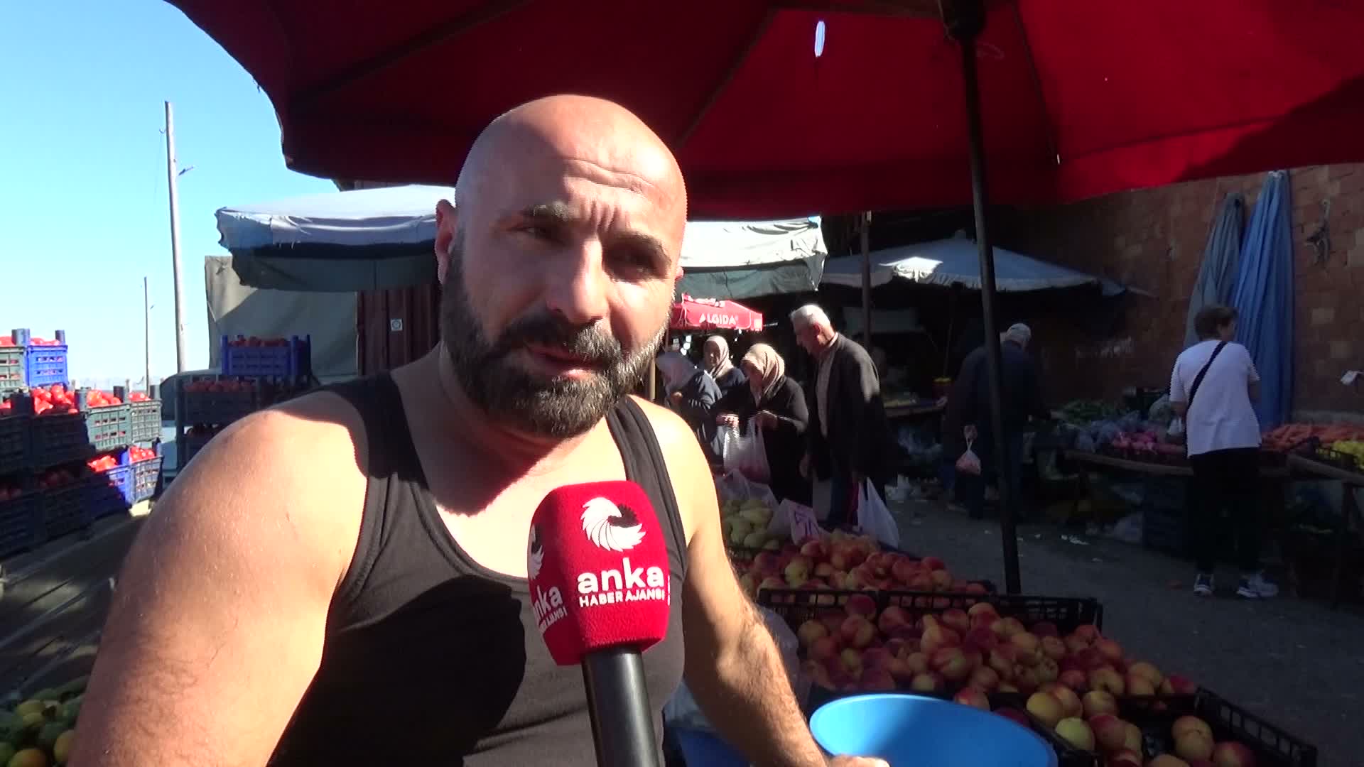 Sinoplu pazarcı: Getirdiğimiz ürünleri geri eve götürüyoruz, satış yok