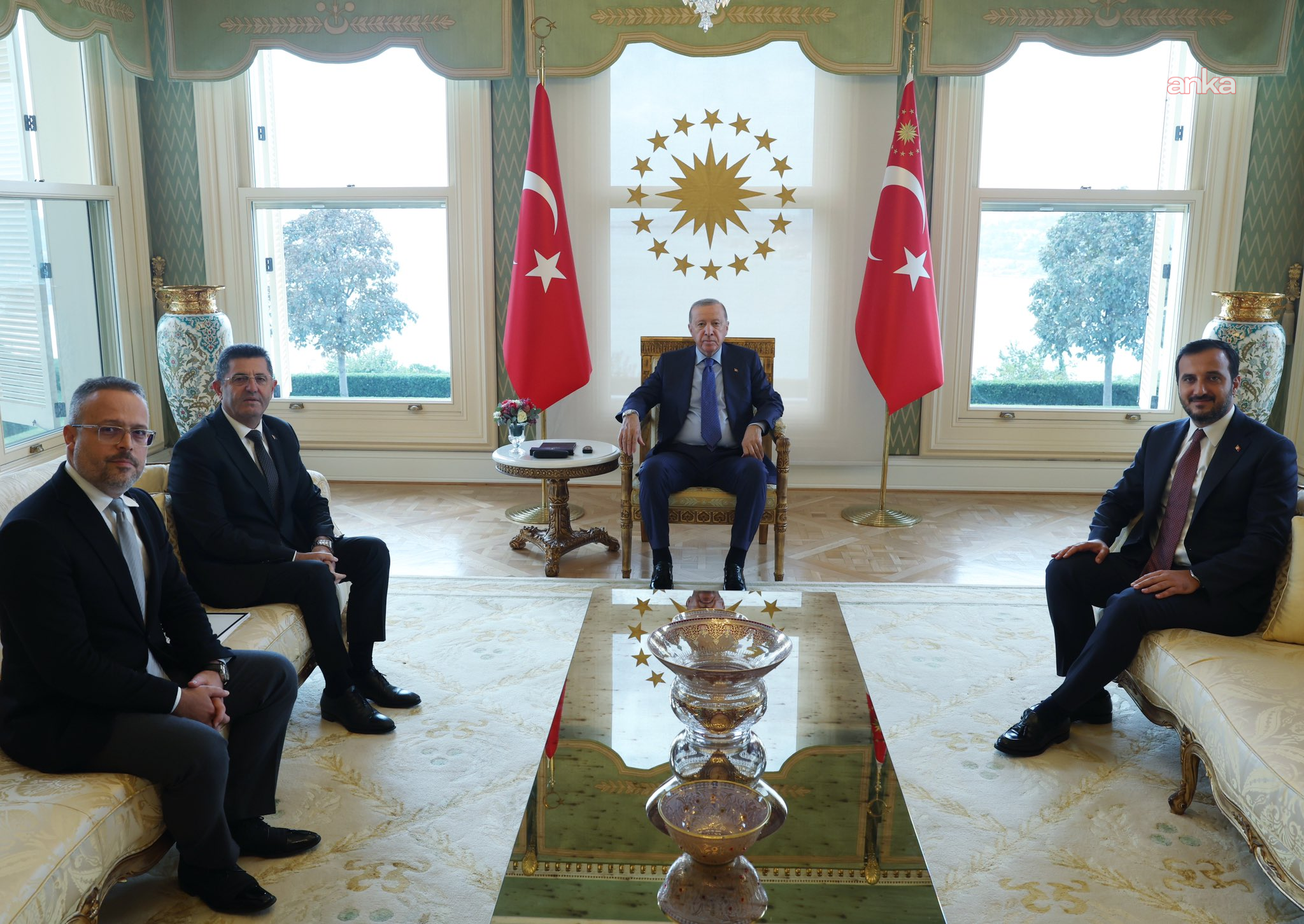 Cumhurbaşkanı Erdoğan, Çekmeköy Belediye Başkanı Çerkez'i kabul etti