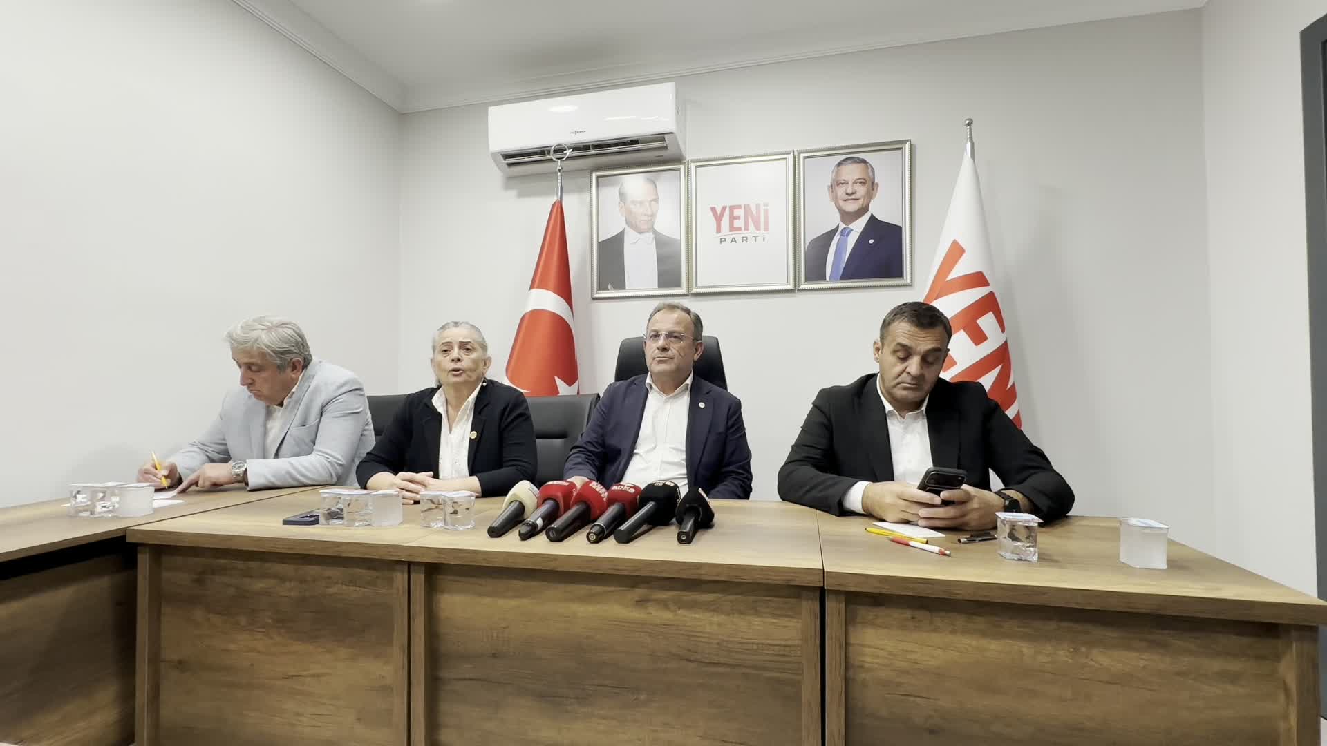 YENİ Parti Trabzon'da saha raporunu açıkladı: “Halk, iktidara sandıkta ders vermek için bekliyor"