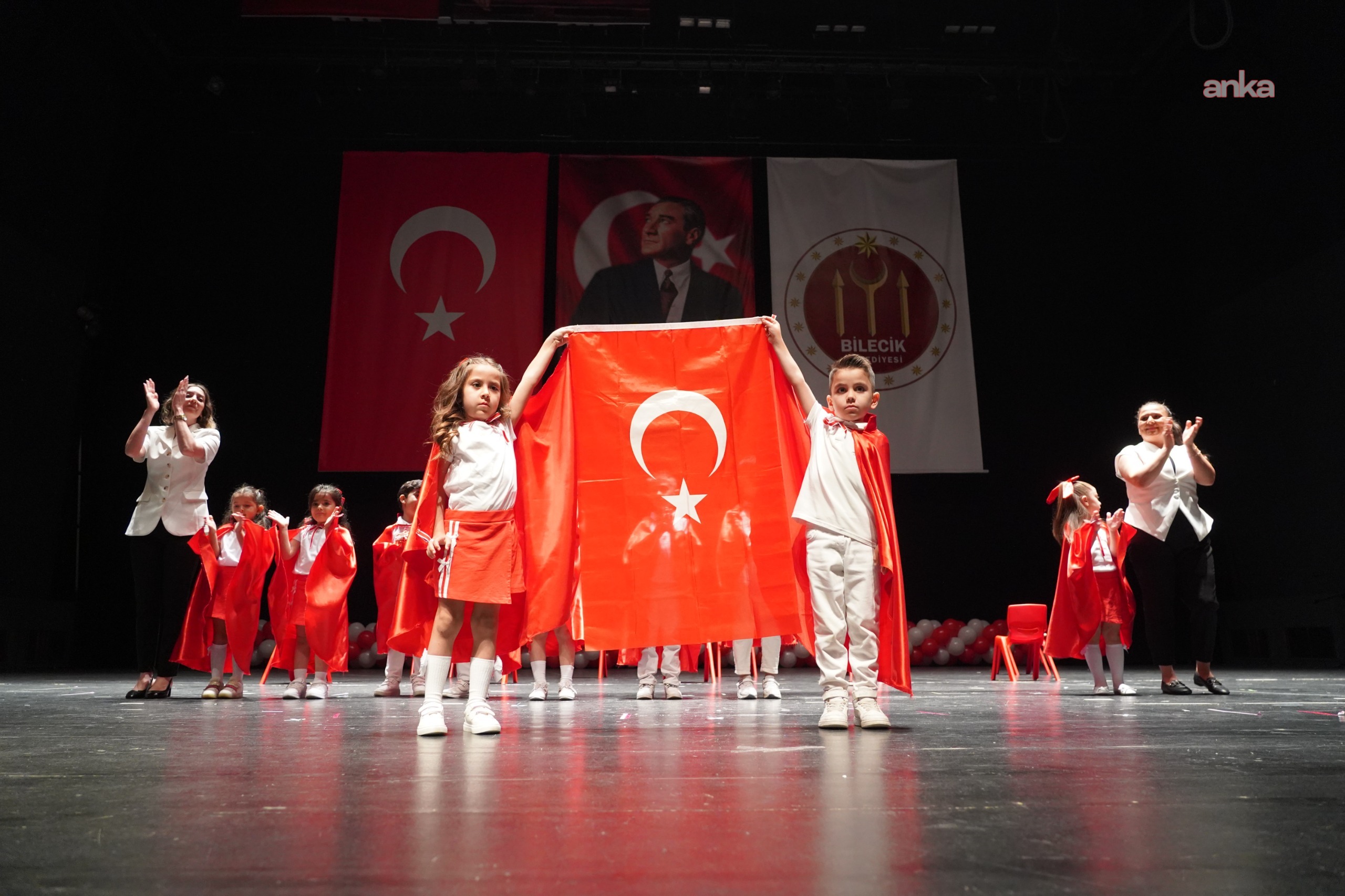 Bilecik Belediyesi Çocuk Sosyal Tesisi’nde mezuniyet sevinci