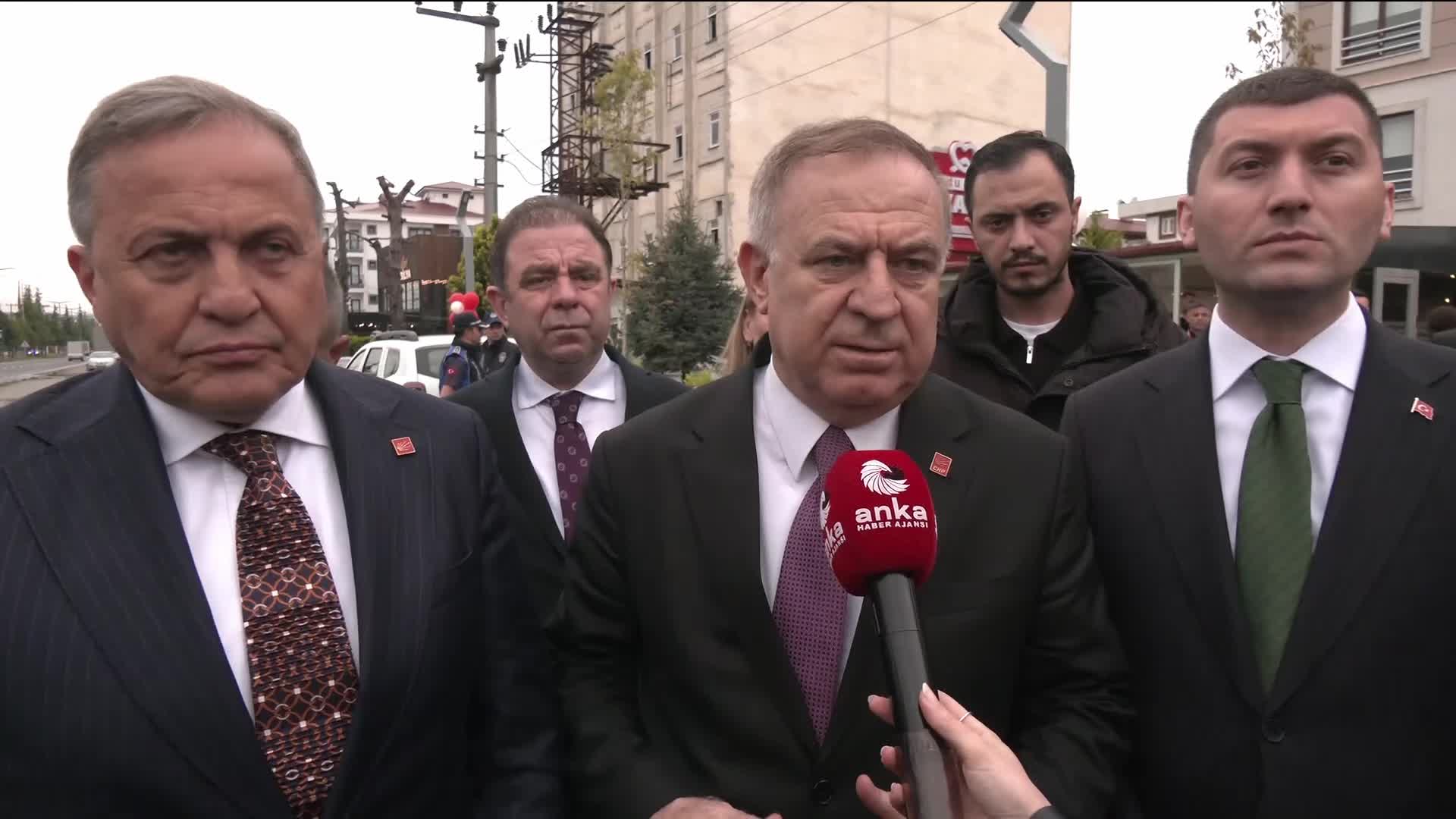 CHP Kurultayı'na iptal kararı... Gökan Zeybek: "Talimatla karar veren mahkemelerin aldığı bütün kararlar bizim açımızdan yok hükmündedir"