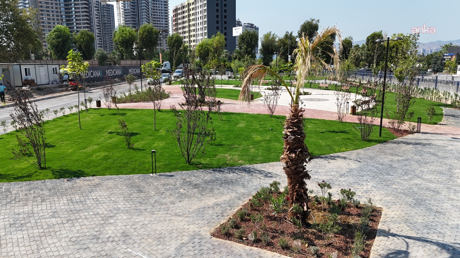 Konak’a yeni nefes alanı: 6 bin metrekarelik park hizmete açılıyor