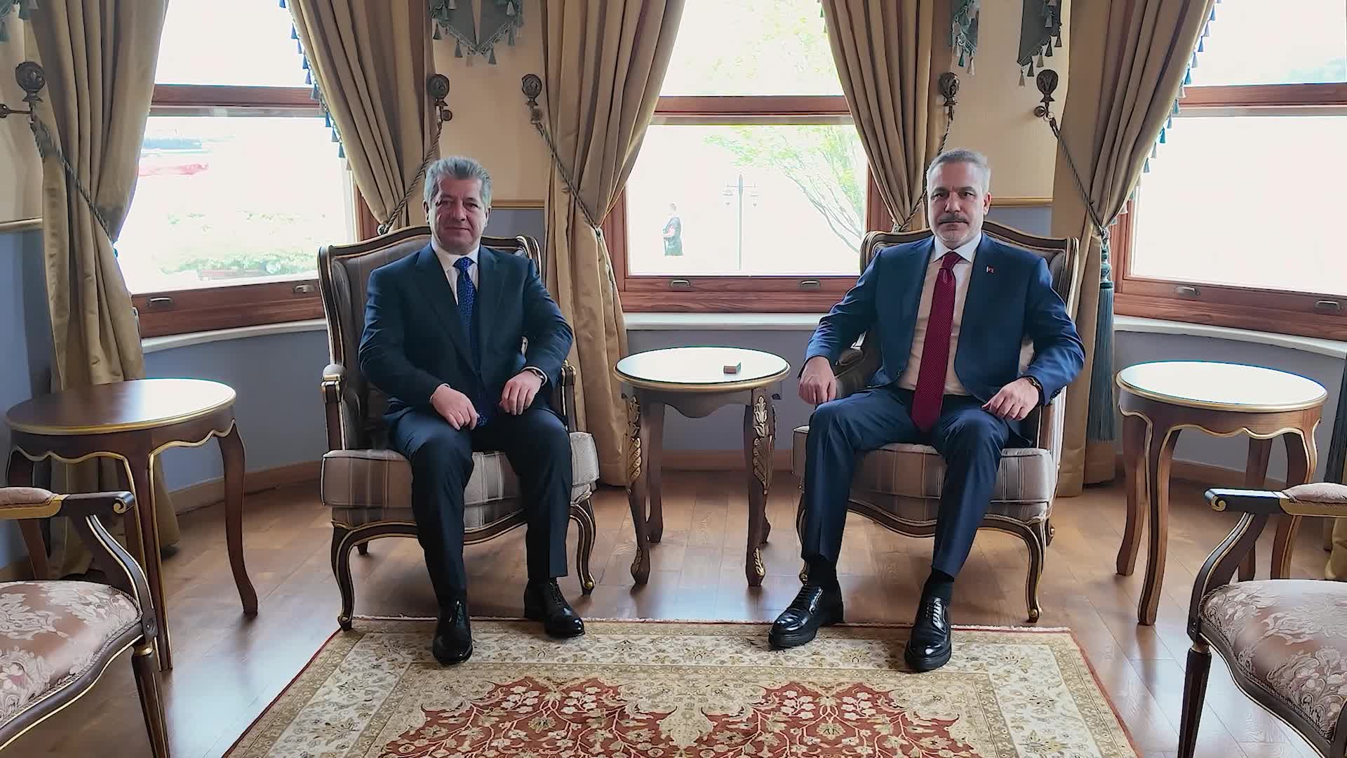 Bakan Fidan, IKBY Başbakanı Barzani ile bir araya geldi